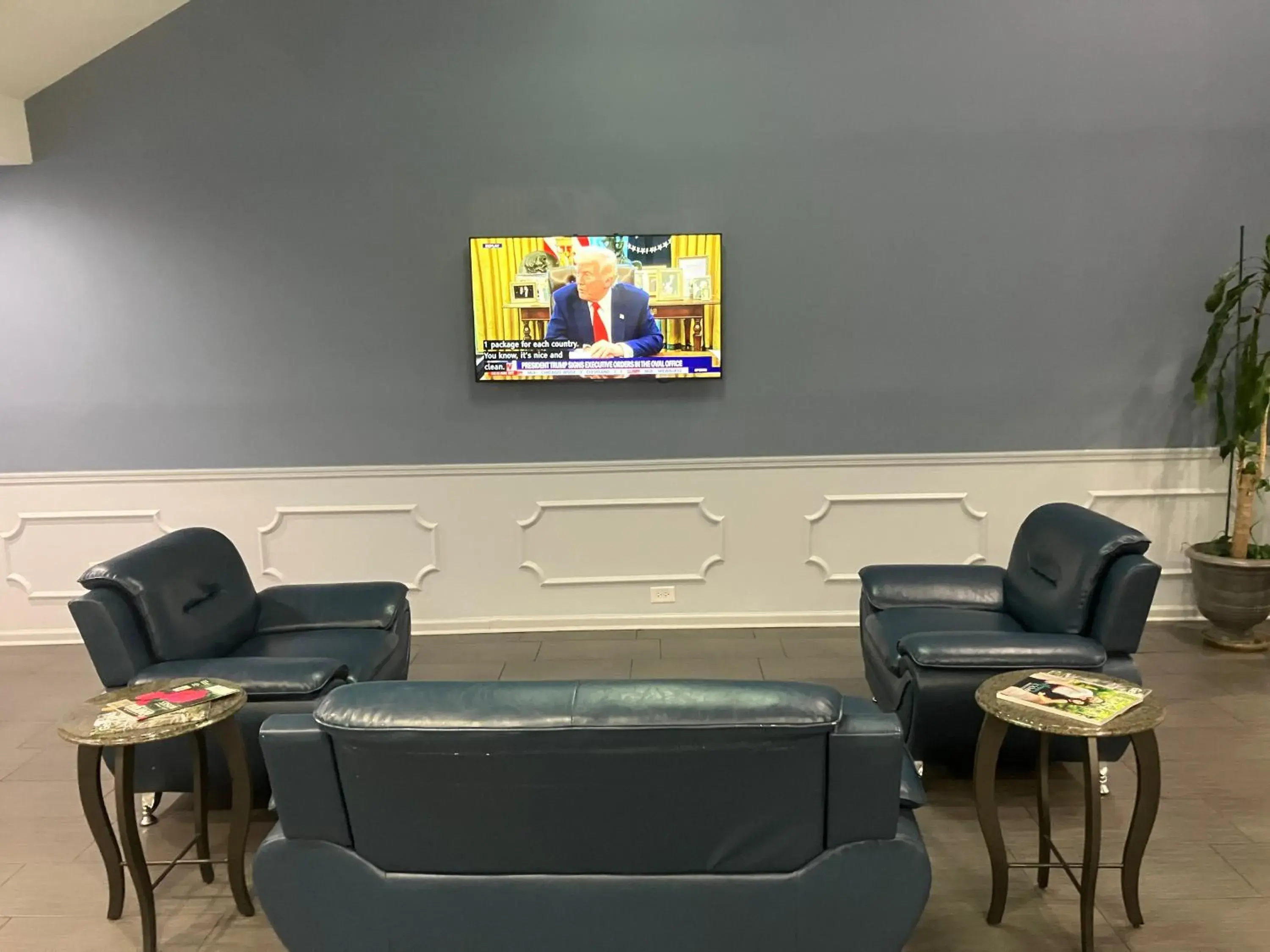 Lobby or reception in Baymont by Wyndham Warner Robins Lobby or reception in Baymont by Wyndham Warner Robins