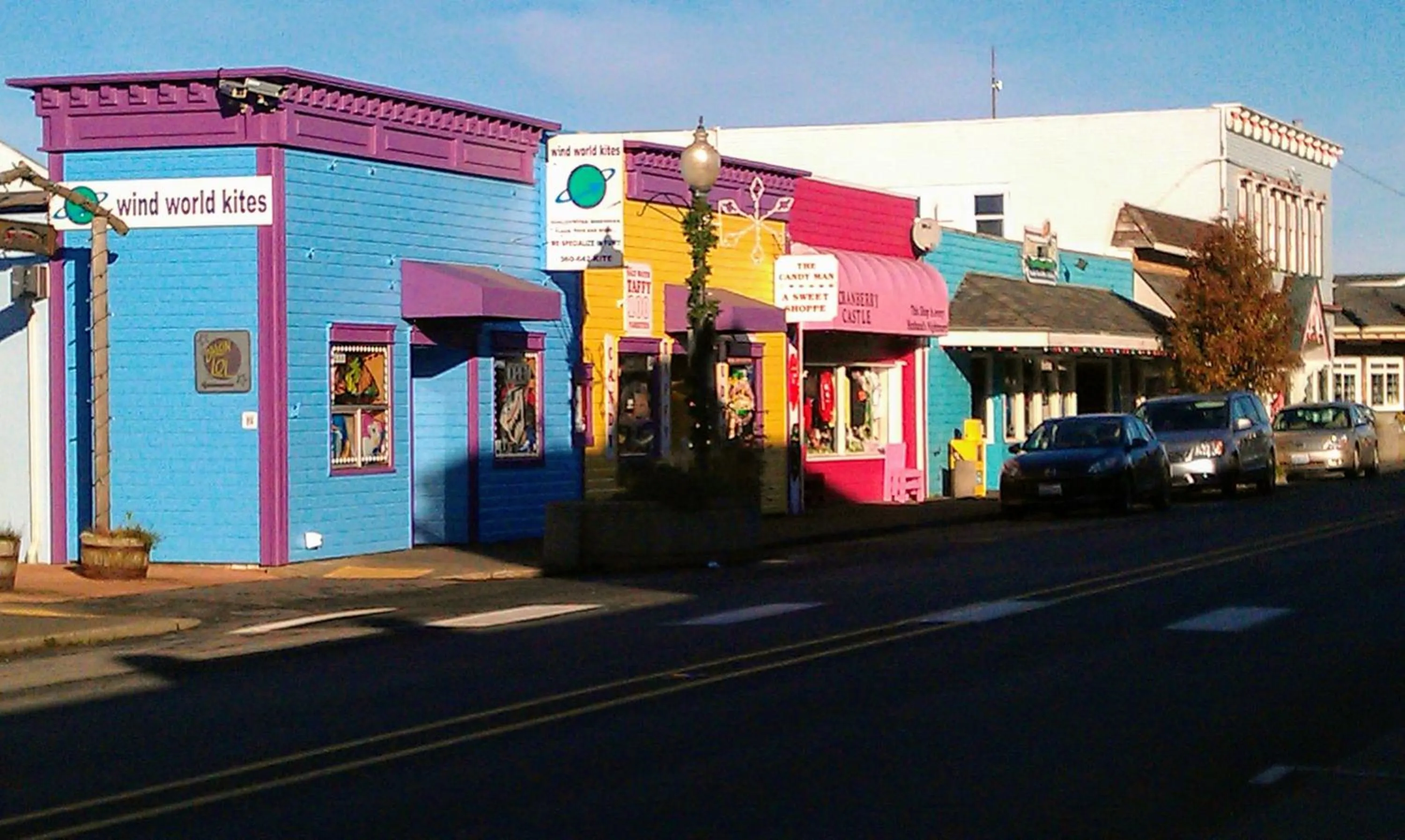 Restaurant/places to eat in Historic 1920s Cabin