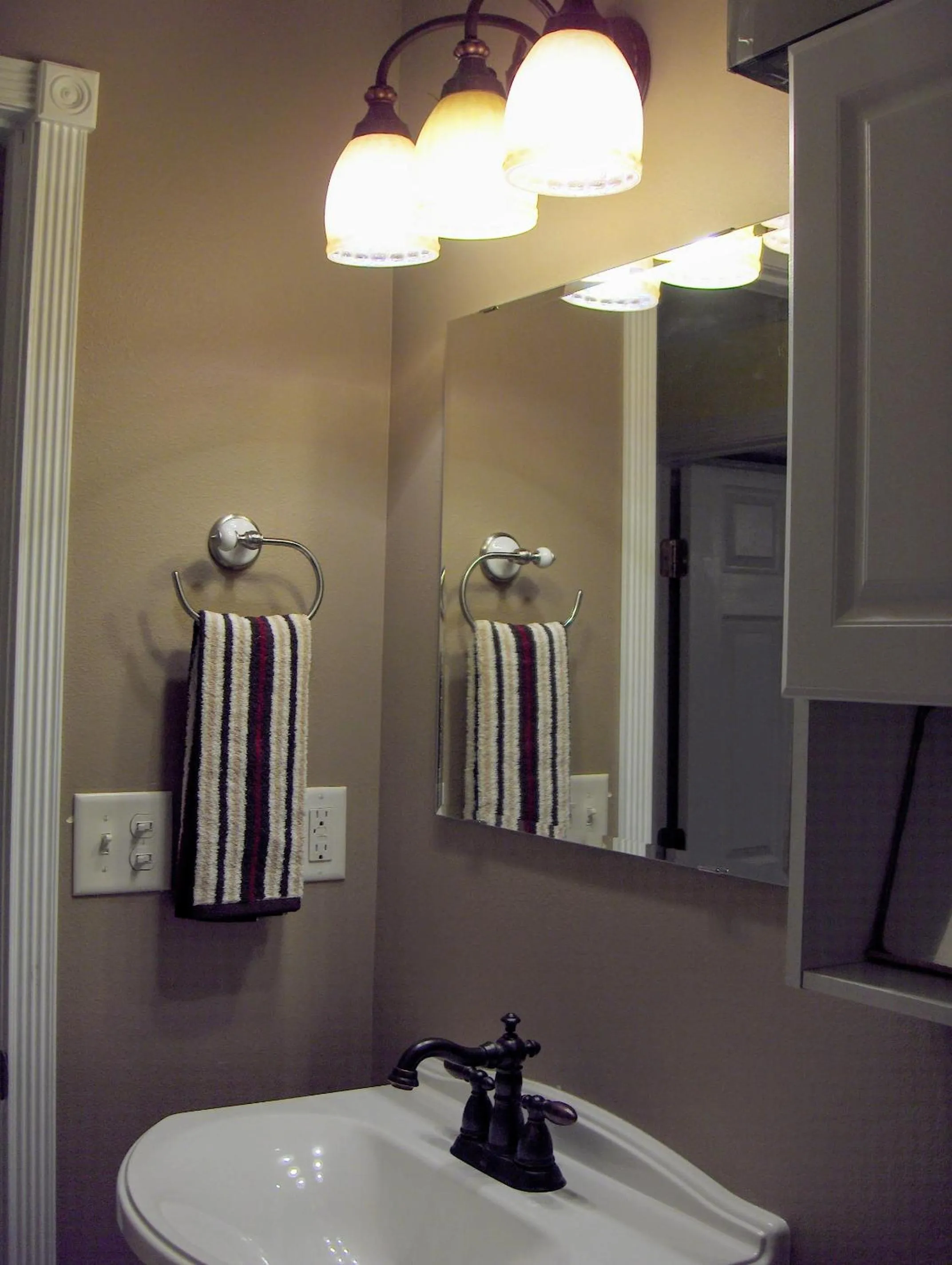 Bathroom in Historic 1920s Cabin
