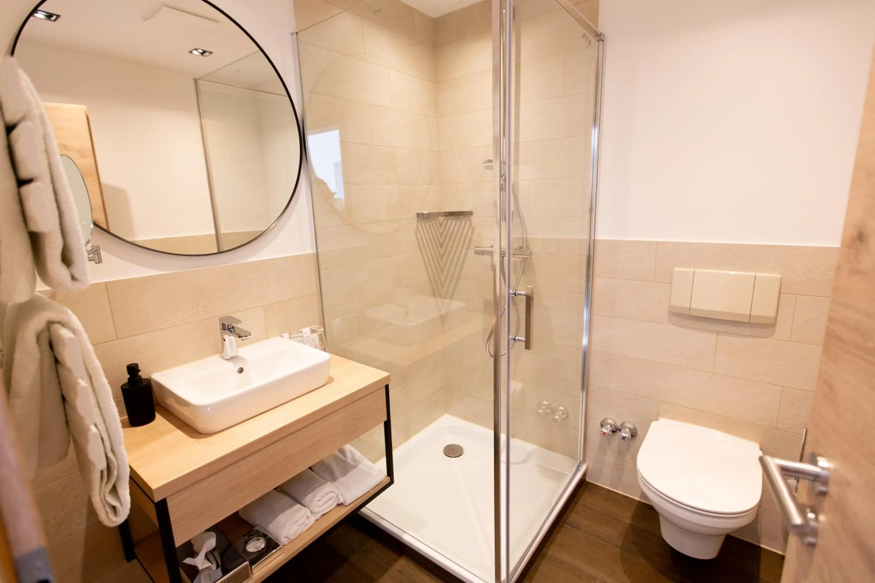 Shower in Stadthotel Lichtenfels