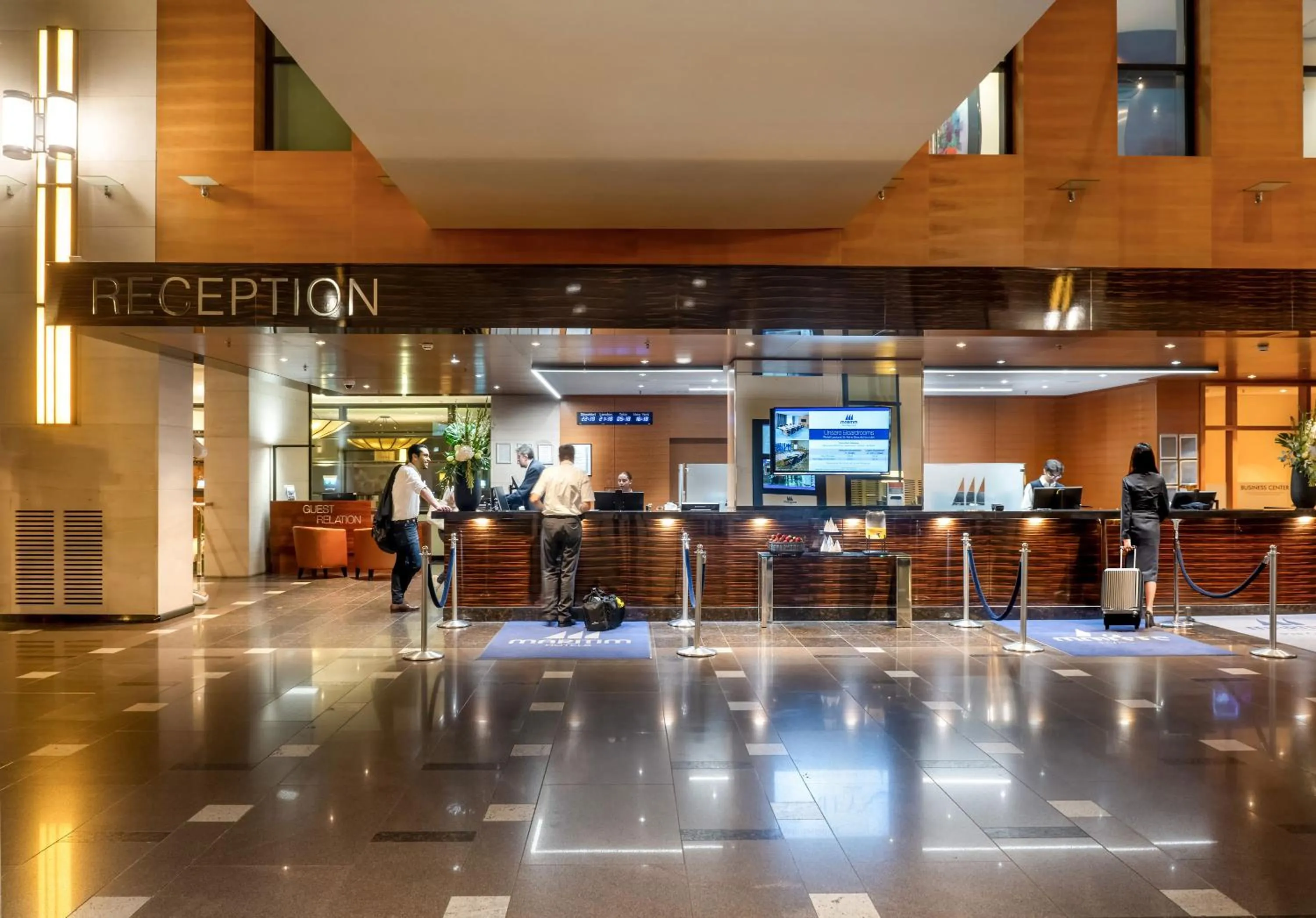 Lobby or reception in Maritim Hotel Düsseldorf