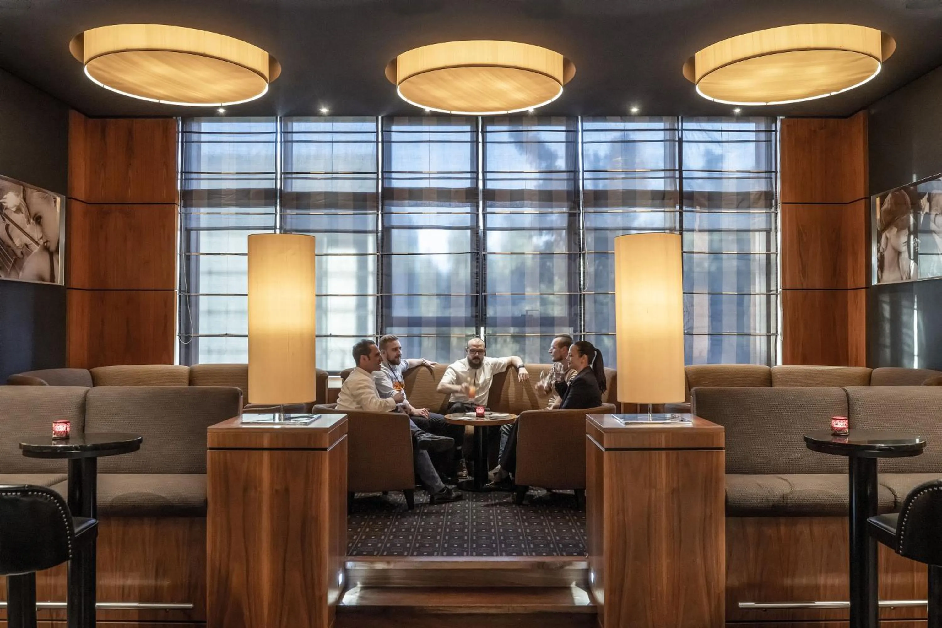 Lounge or bar in Maritim Hotel Düsseldorf