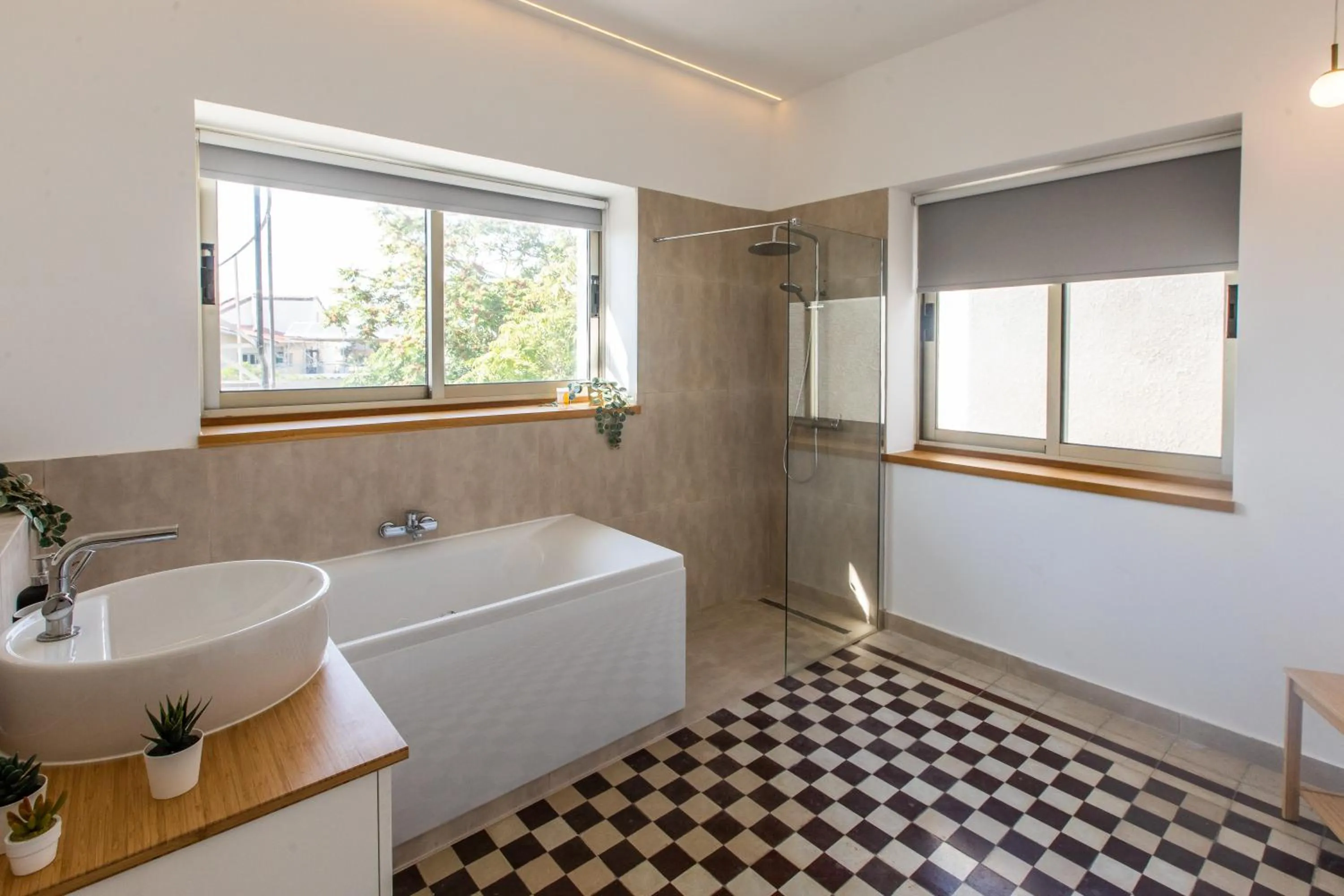 Toilet in Rooms - Unique staying in Paphos Centre