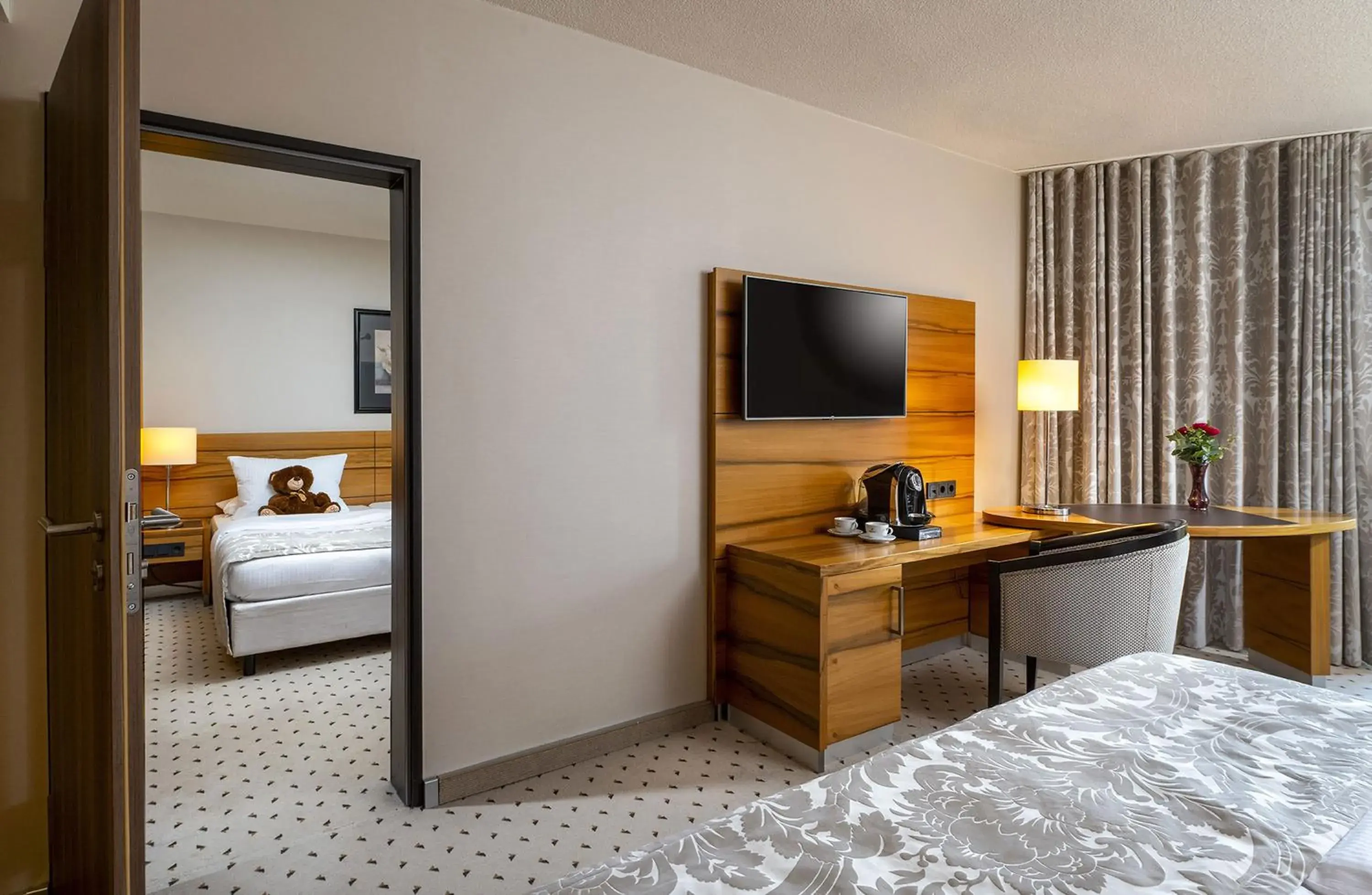 Photo of the whole room, Bed in Maritim Hotel Bad Homburg Photo of the whole room, Bed in Maritim Hotel Bad Homburg