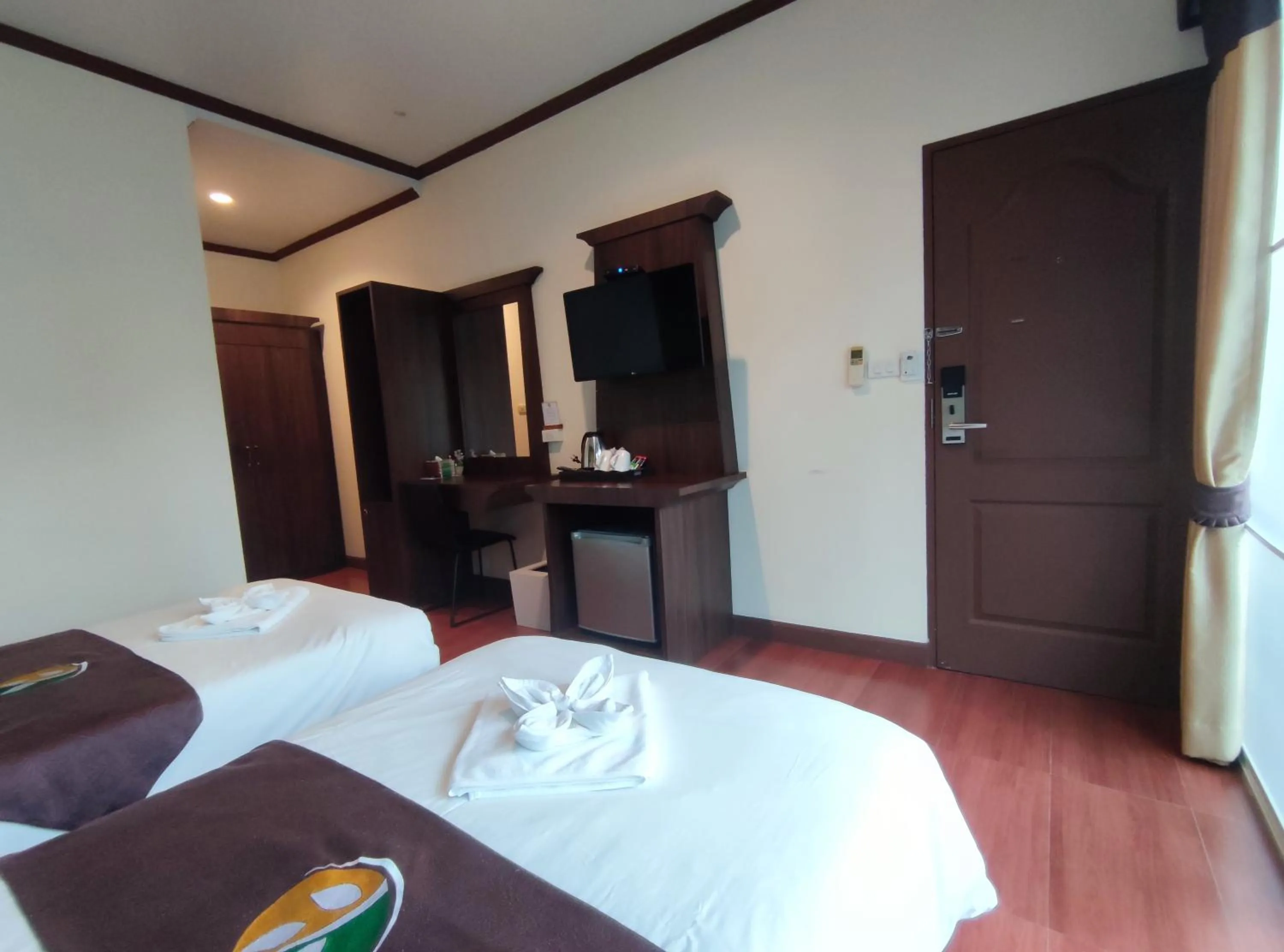 TV and multimedia, Bed in Baantip Suantong