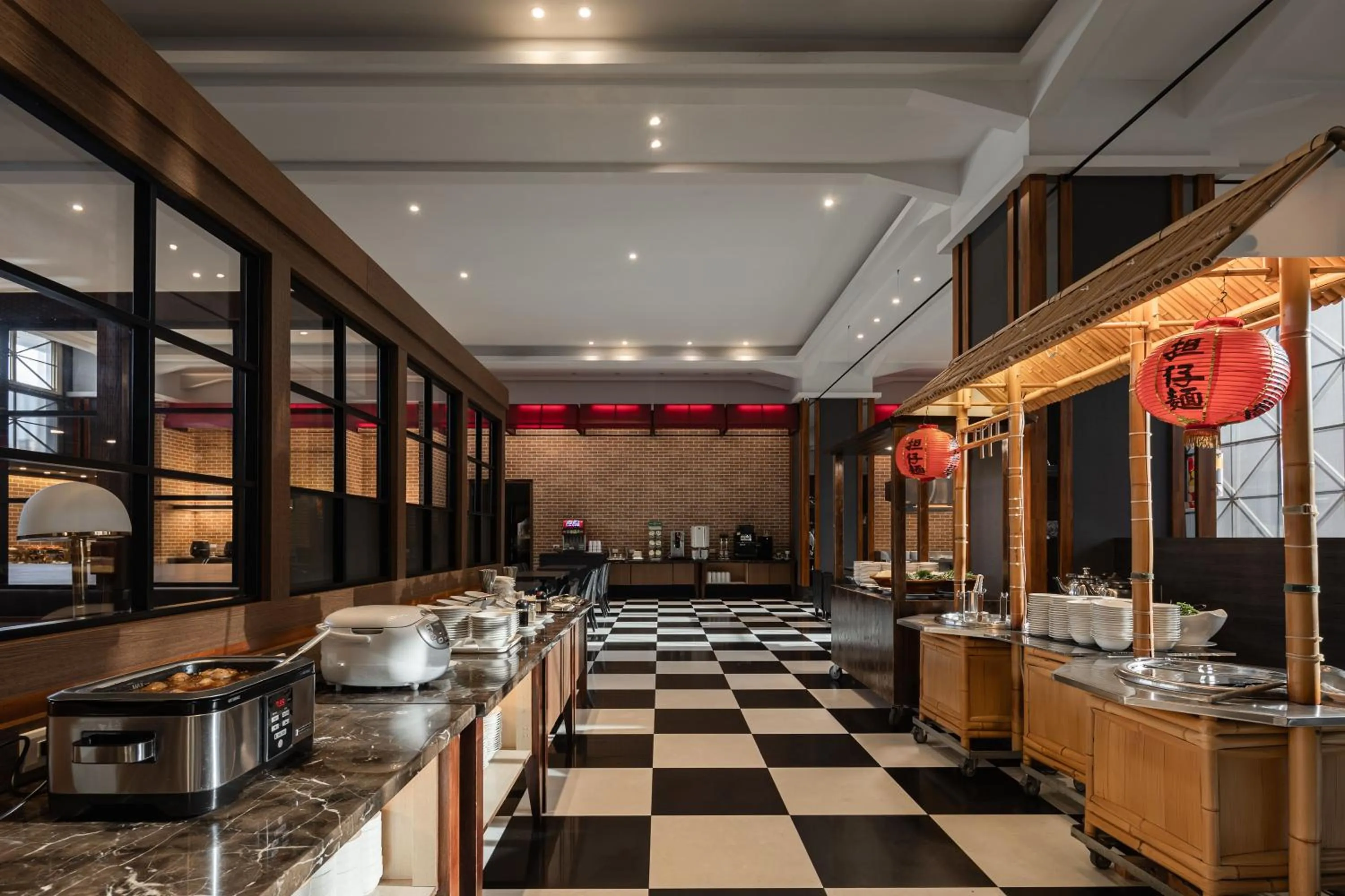 Restaurant/places to eat in Kindness Hotel - Qixian