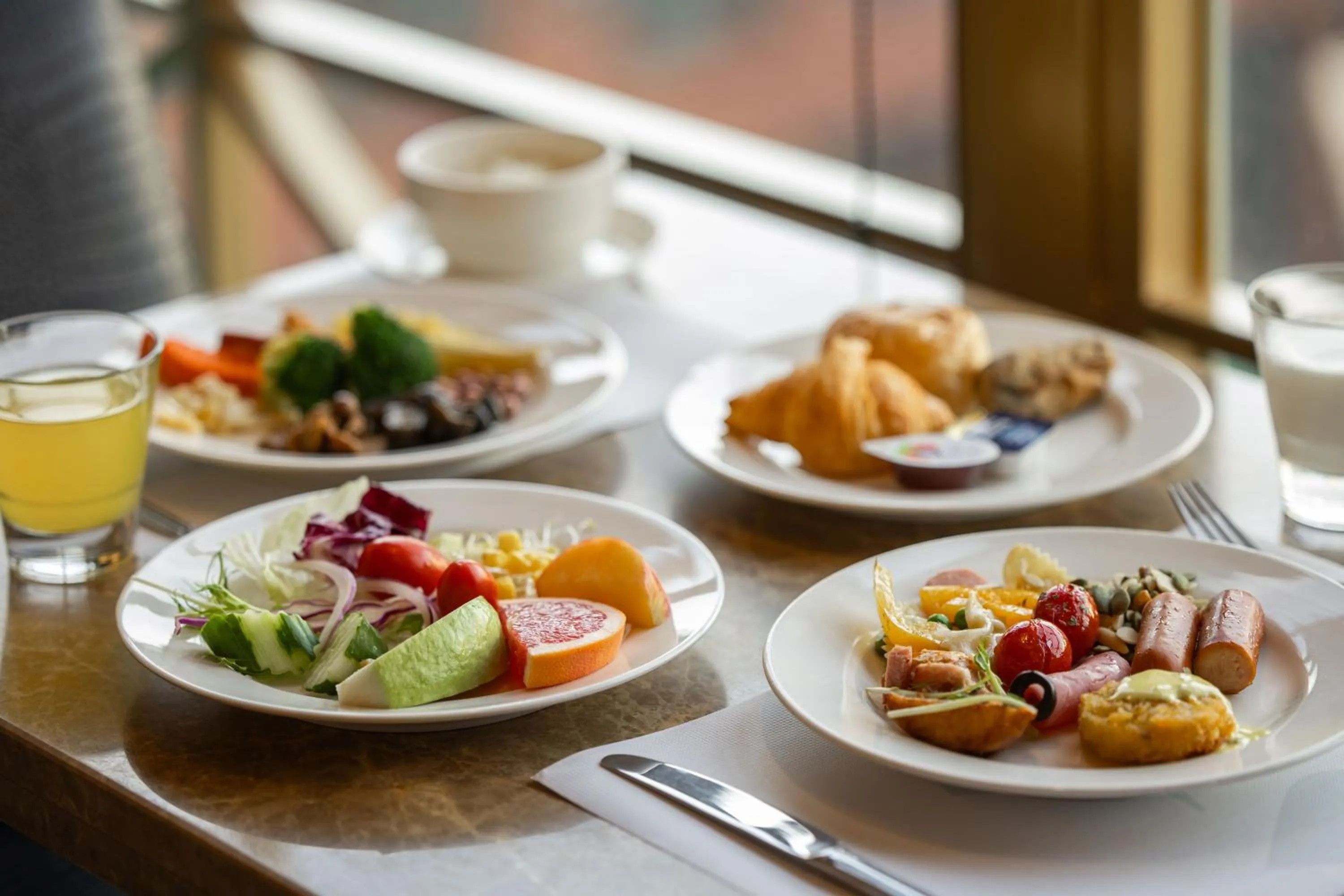 Food and drinks in Kindness Hotel - Qixian