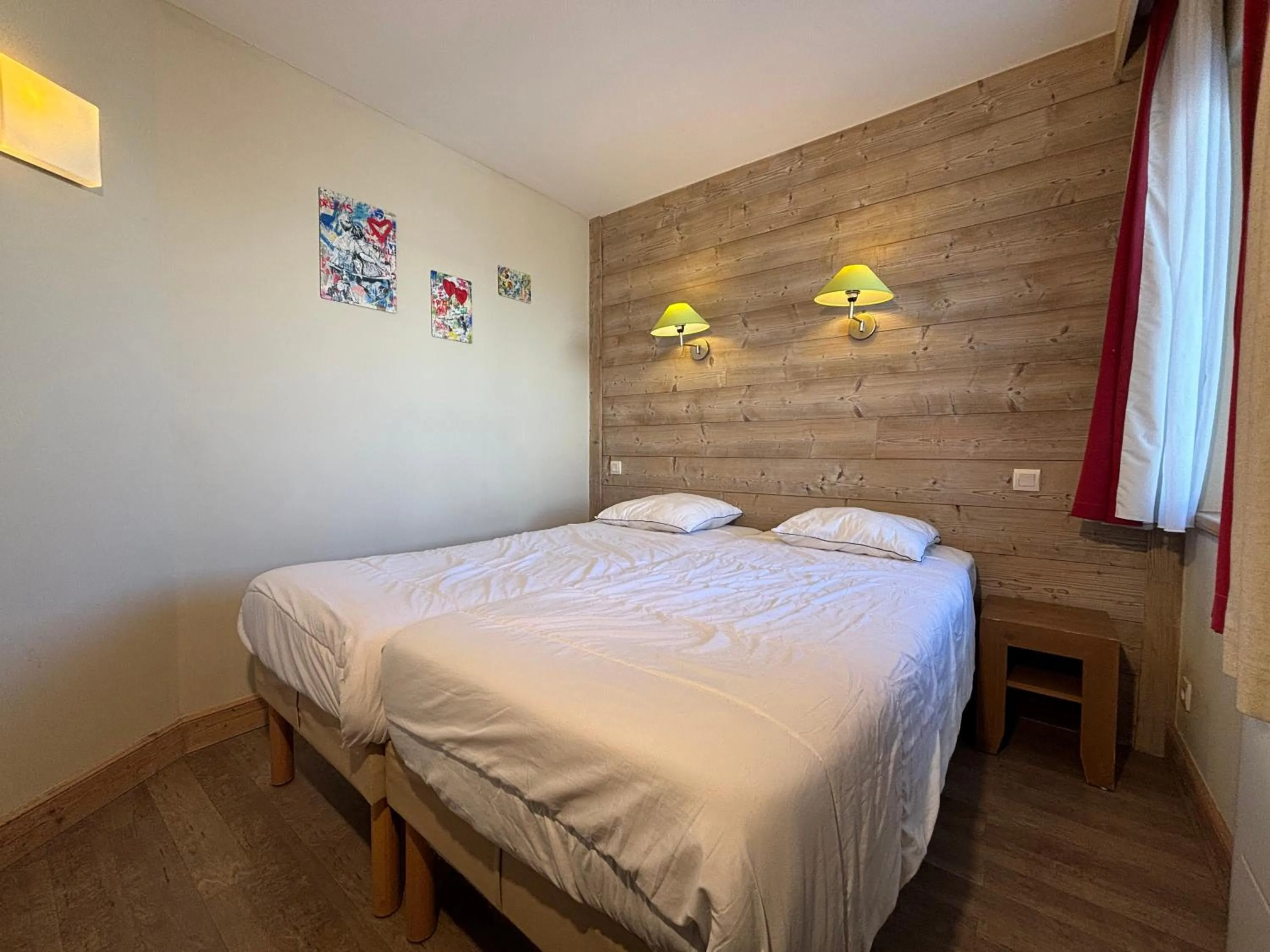 Bed in Résidence Christiana 307 Clés Blanches Courchevel