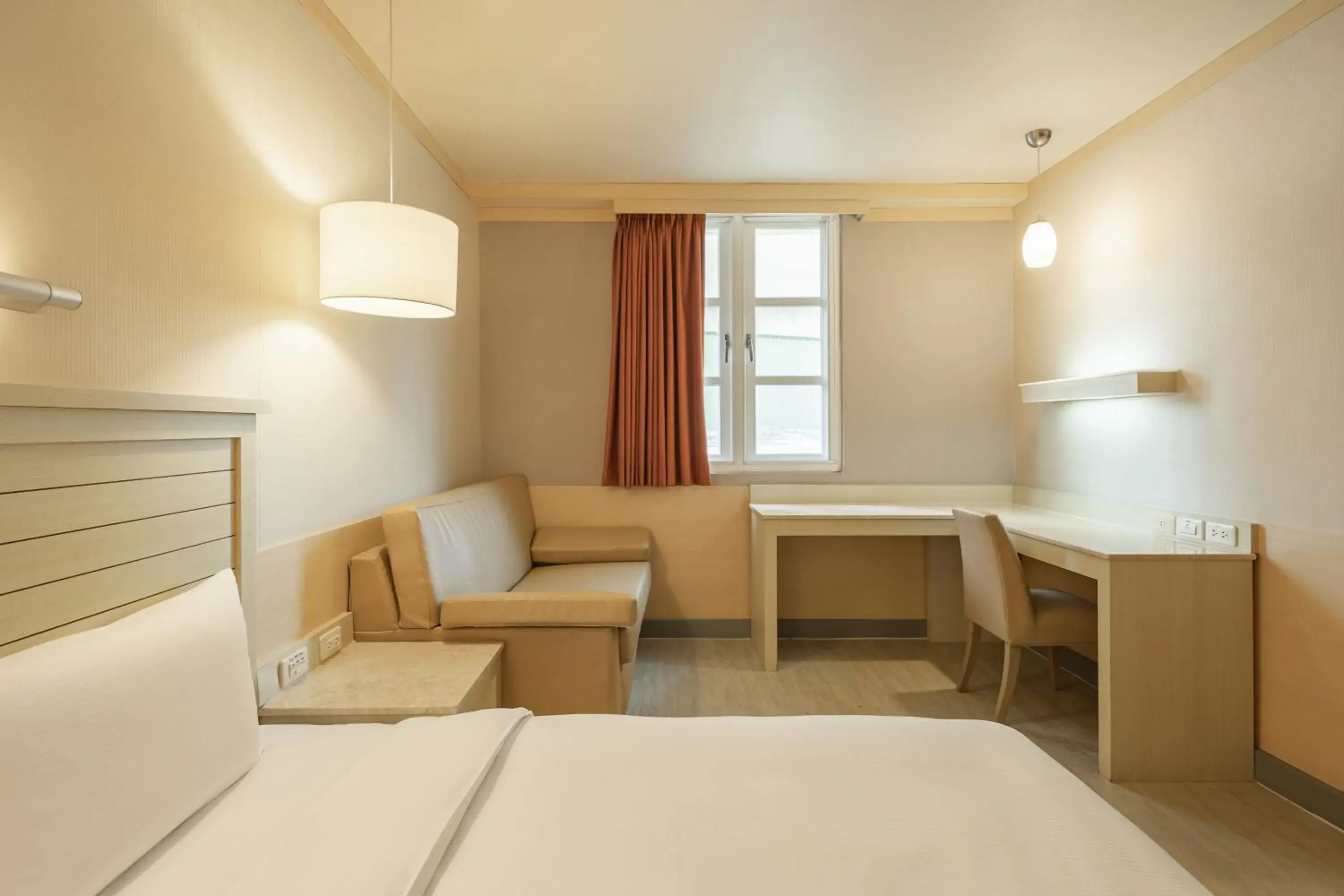 TV and multimedia, Bed in Kindness Hotel - Jhong Jheng TV and multimedia, Bed in Kindness Hotel - Jhong Jheng