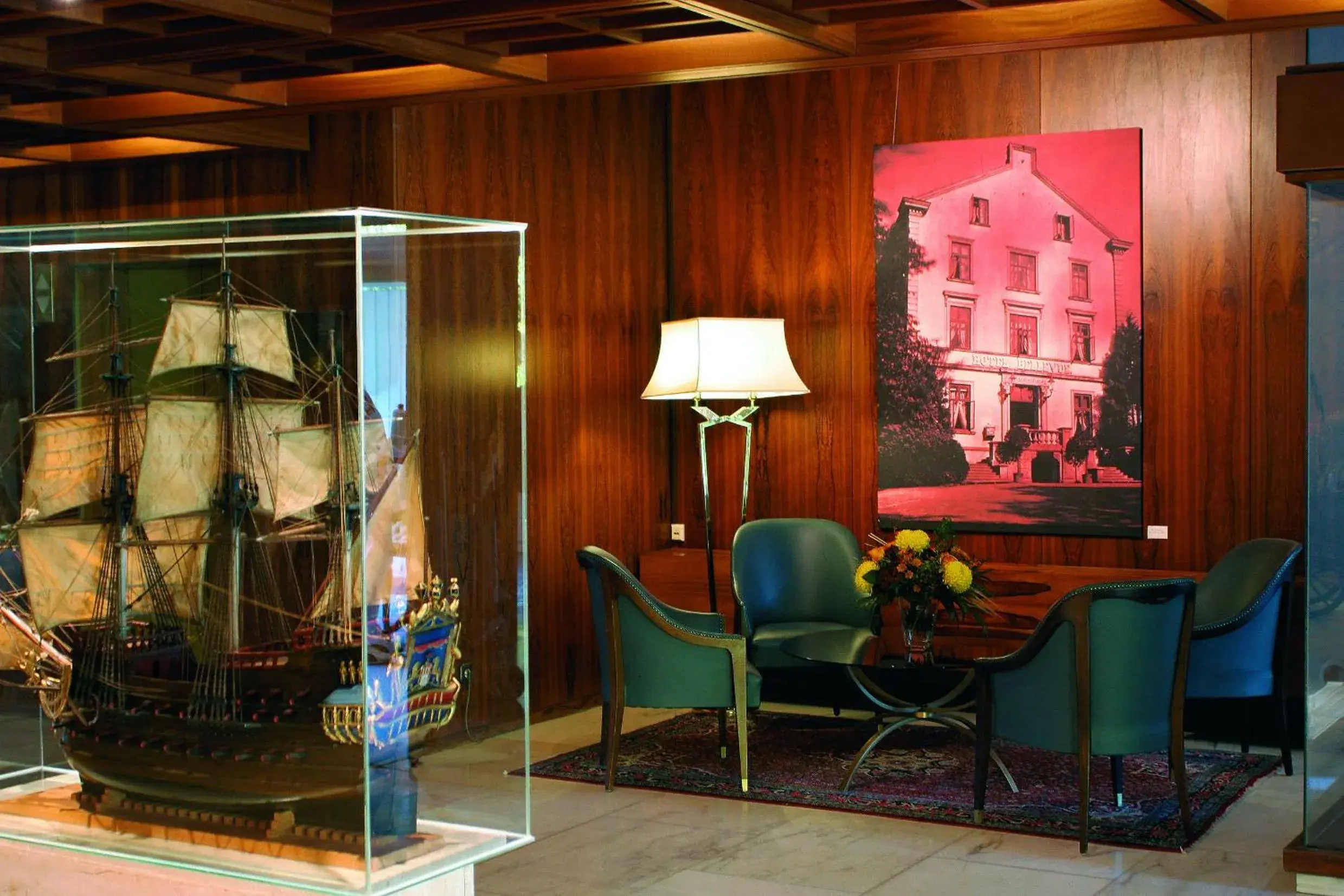 Lobby or reception in Maritim Hotel Bellevue Kiel Lobby or reception in Maritim Hotel Bellevue Kiel