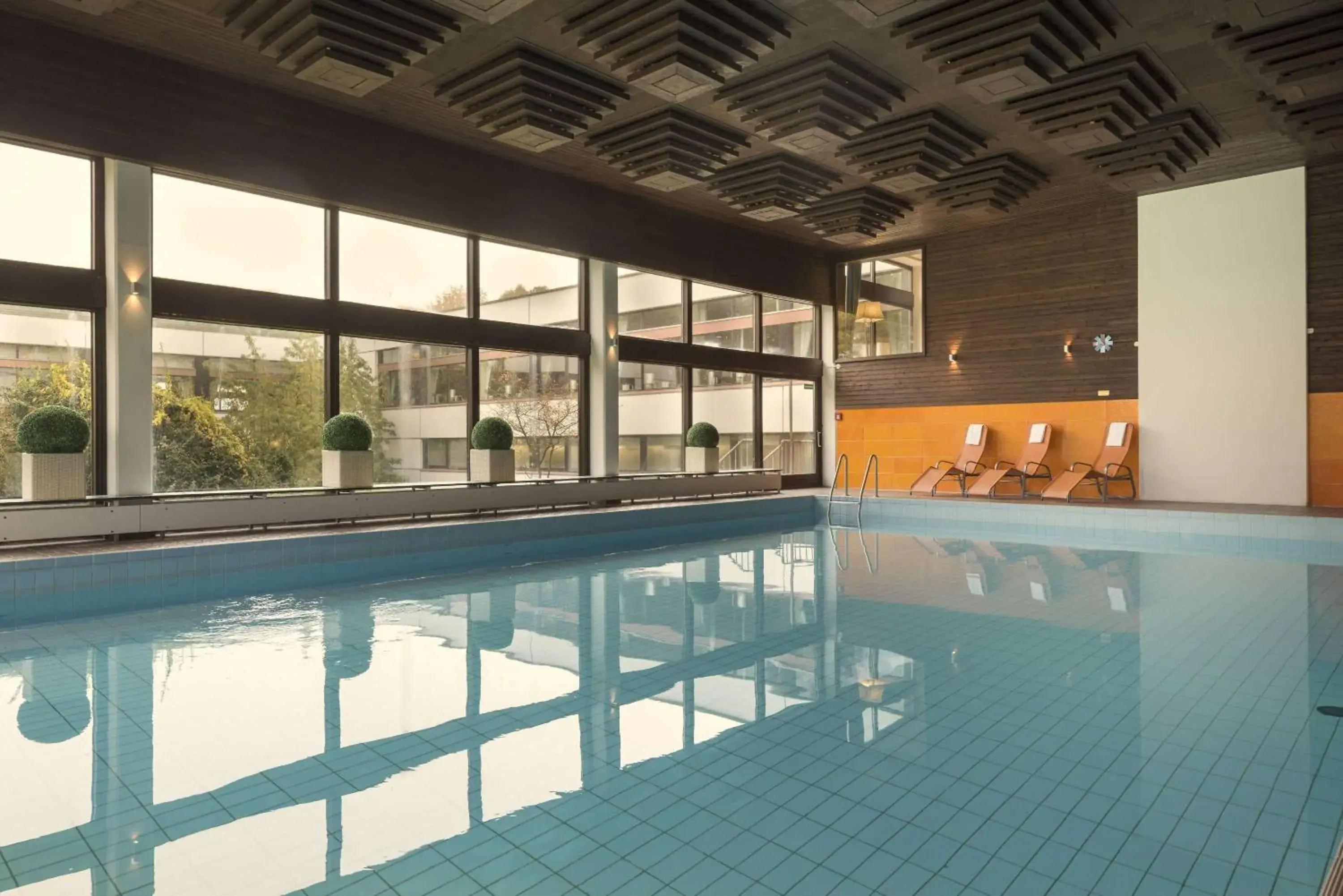 Swimming pool in Maritim Hotel Bellevue Kiel Swimming pool in Maritim Hotel Bellevue Kiel