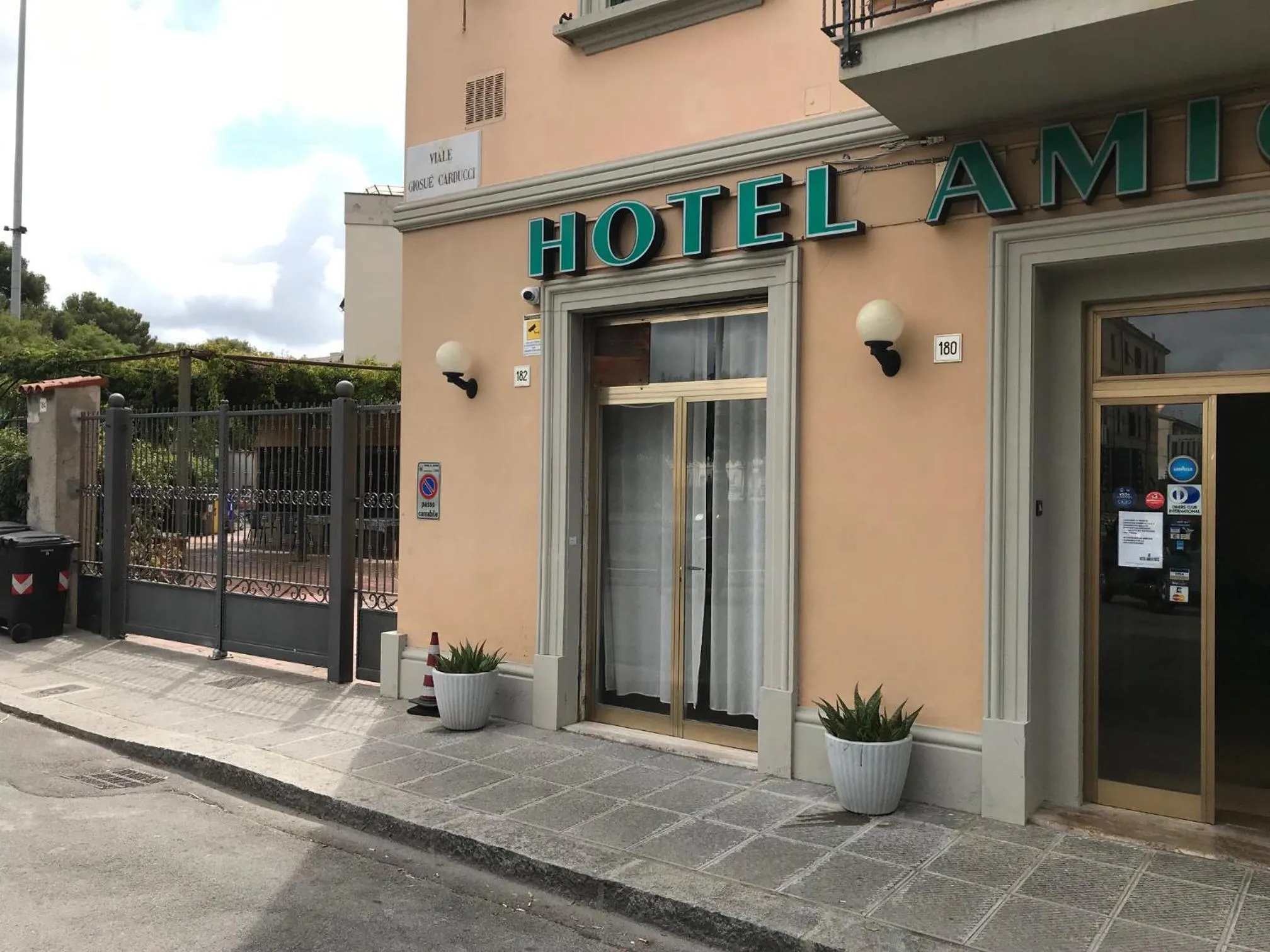 Property building in Hotel Amico Fritz