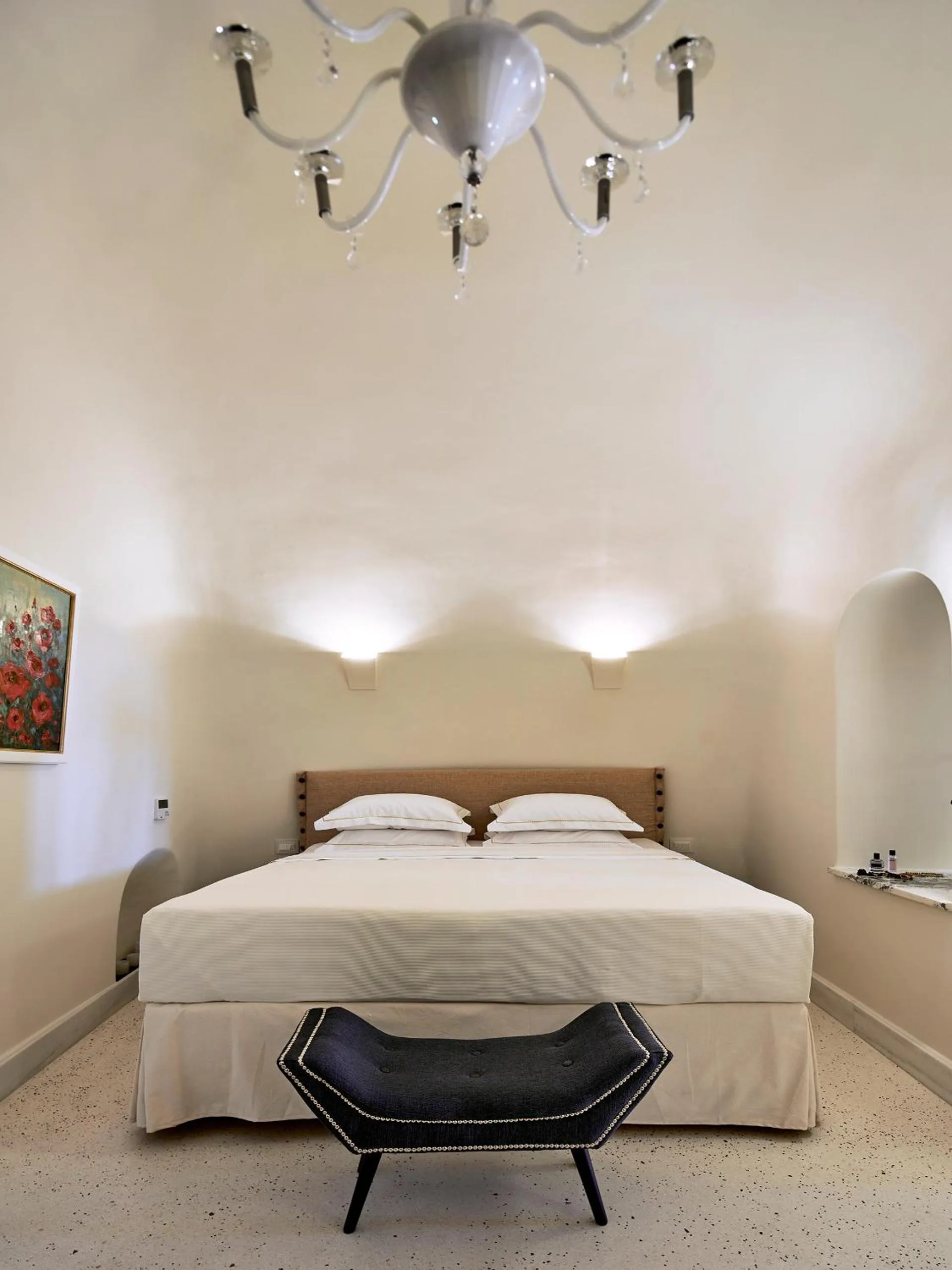 Bed in Luxury Villa Blue Dome Santorini