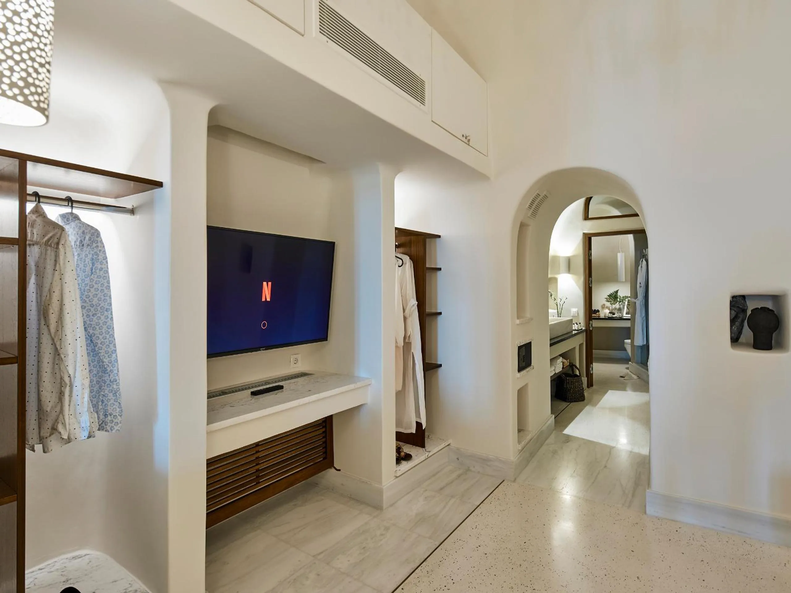 TV and multimedia in Luxury Villa Blue Dome Santorini