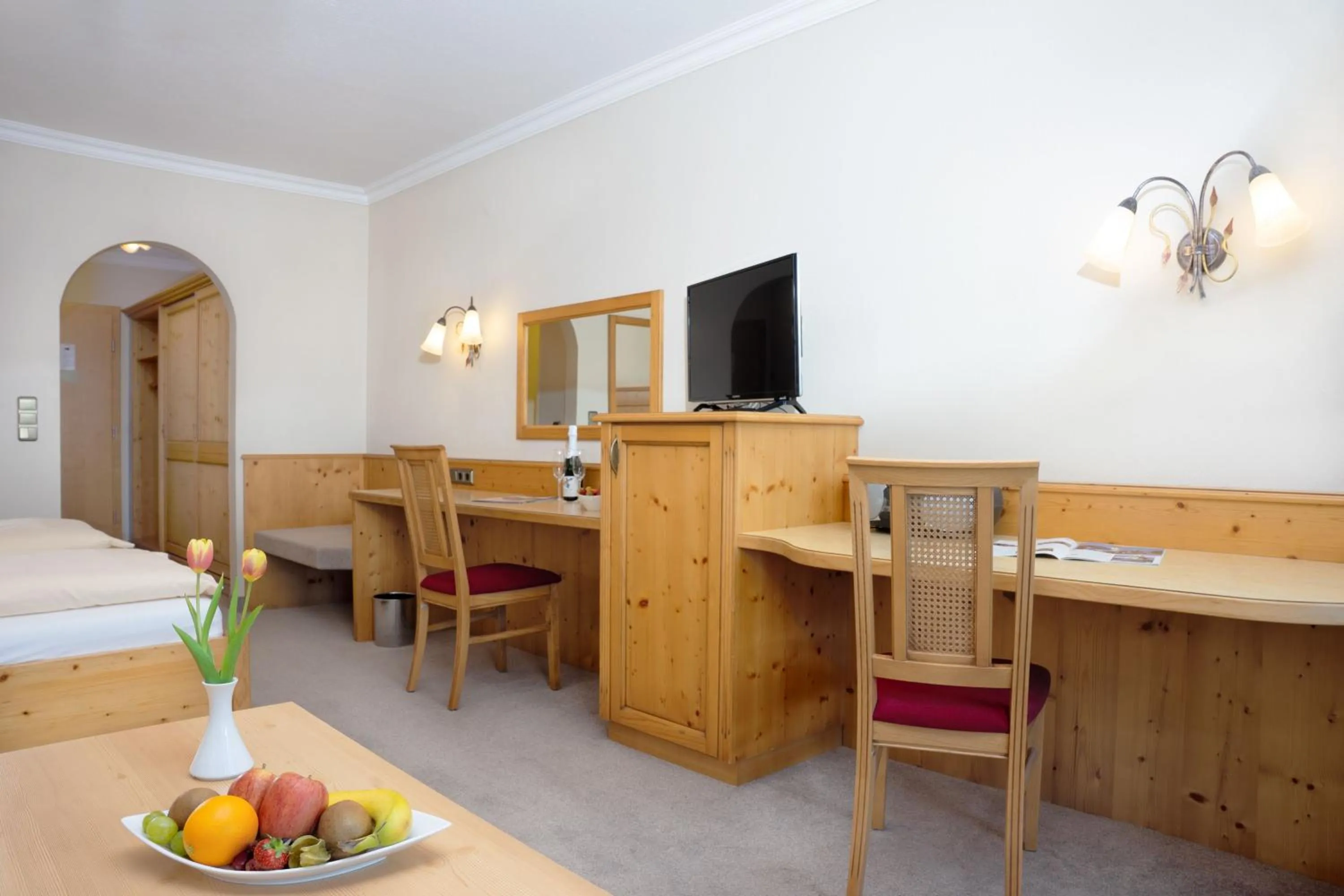 Photo of the whole room, Bed in Hotel zur Post