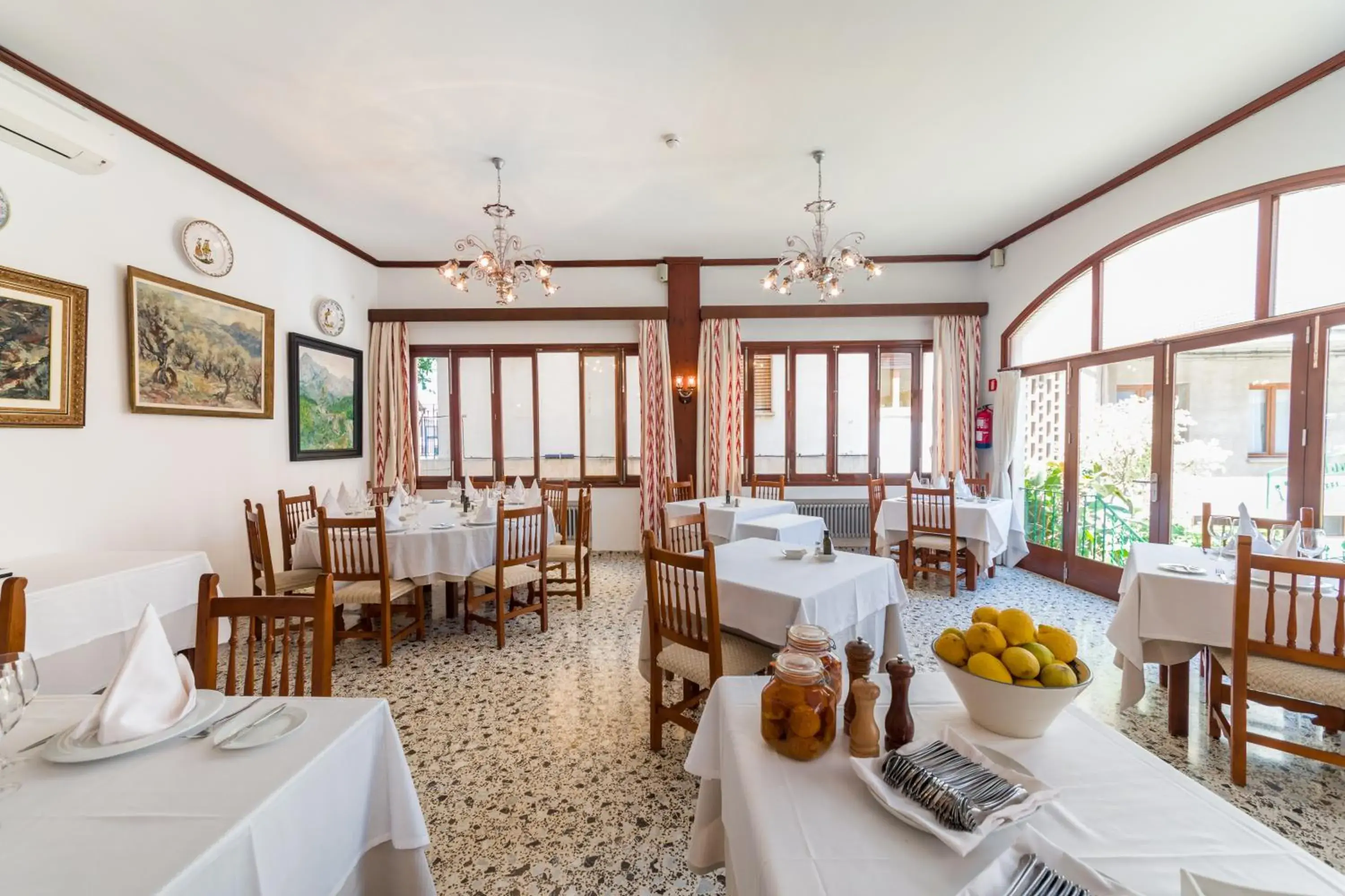 Restaurant/places to eat in Hotel El Guía Restaurant/places to eat in Hotel El Guía