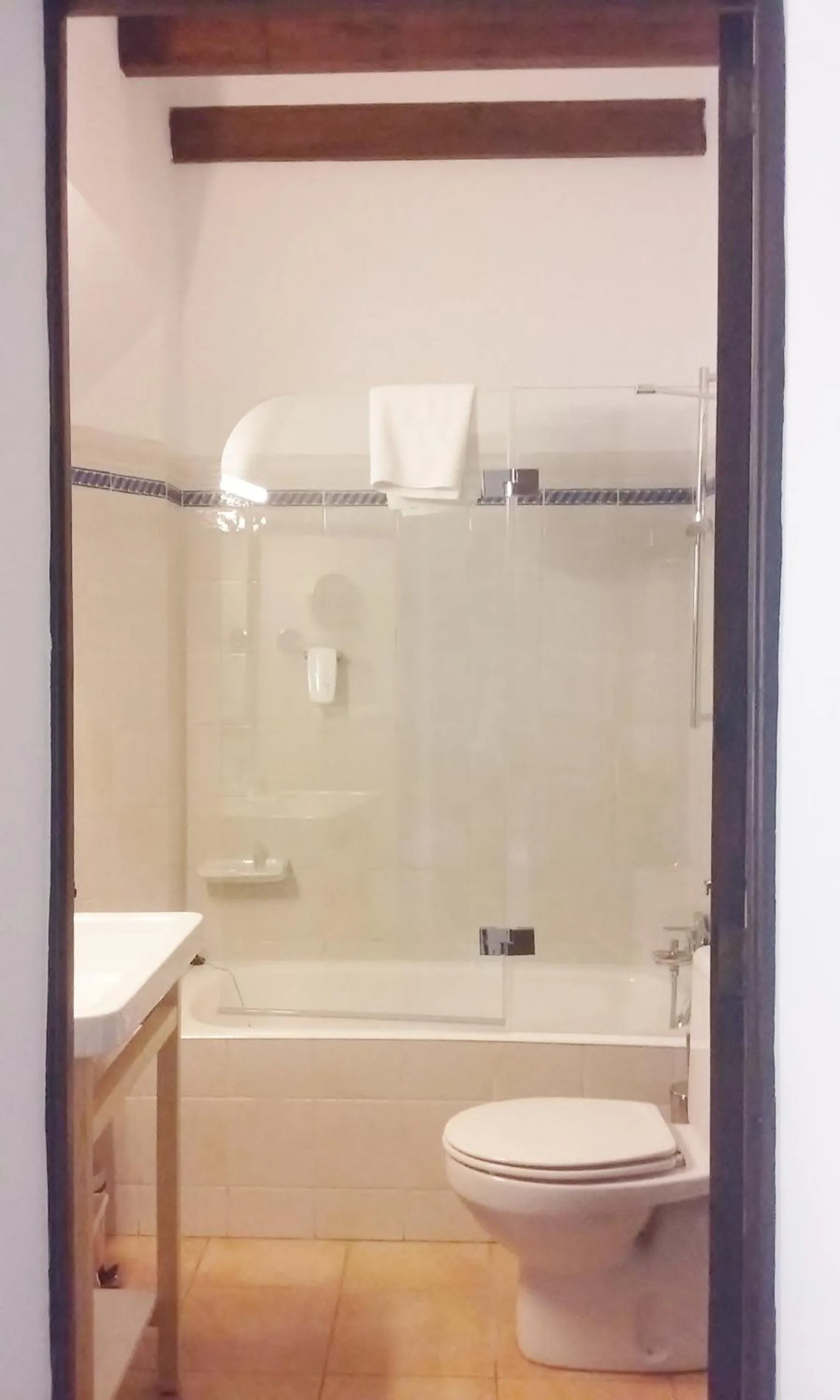 Bathroom in Hotel El Guía