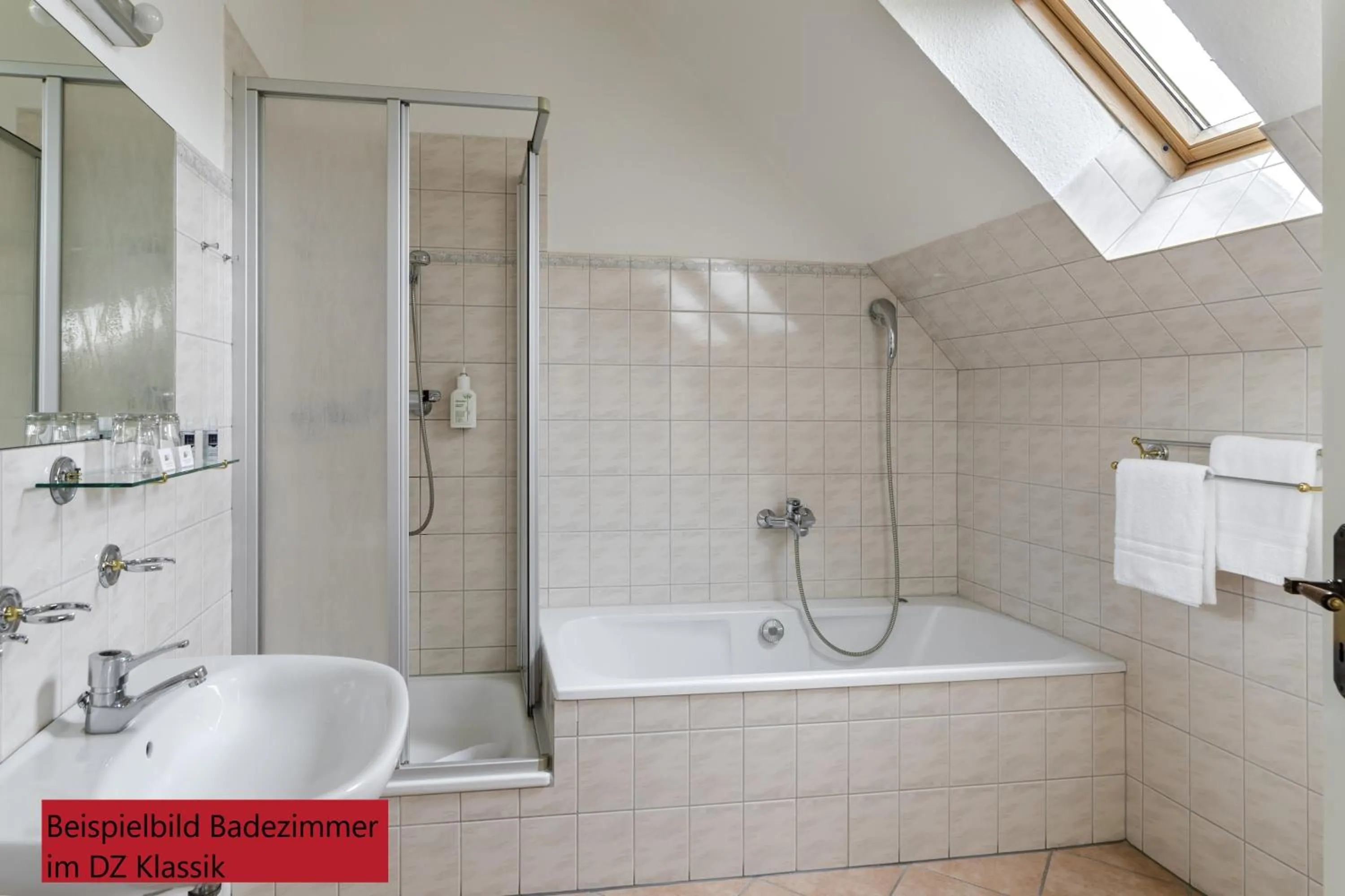 Bathroom in Hotel & Restaurant Villa Ulmenhof