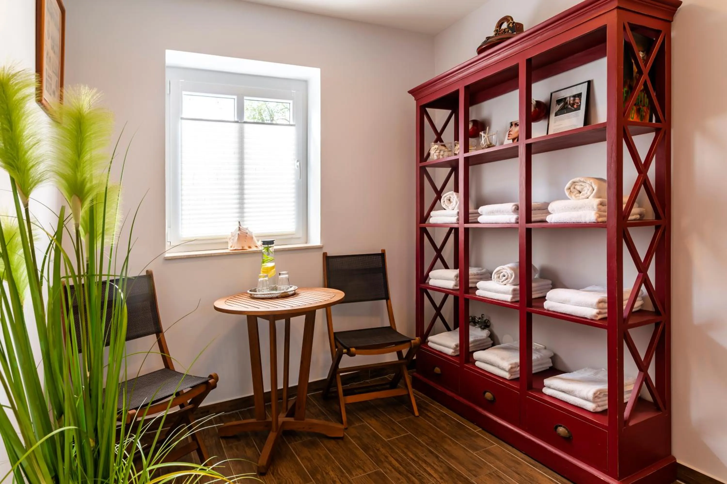 Swimming pool in Hotel & Restaurant Villa Ulmenhof