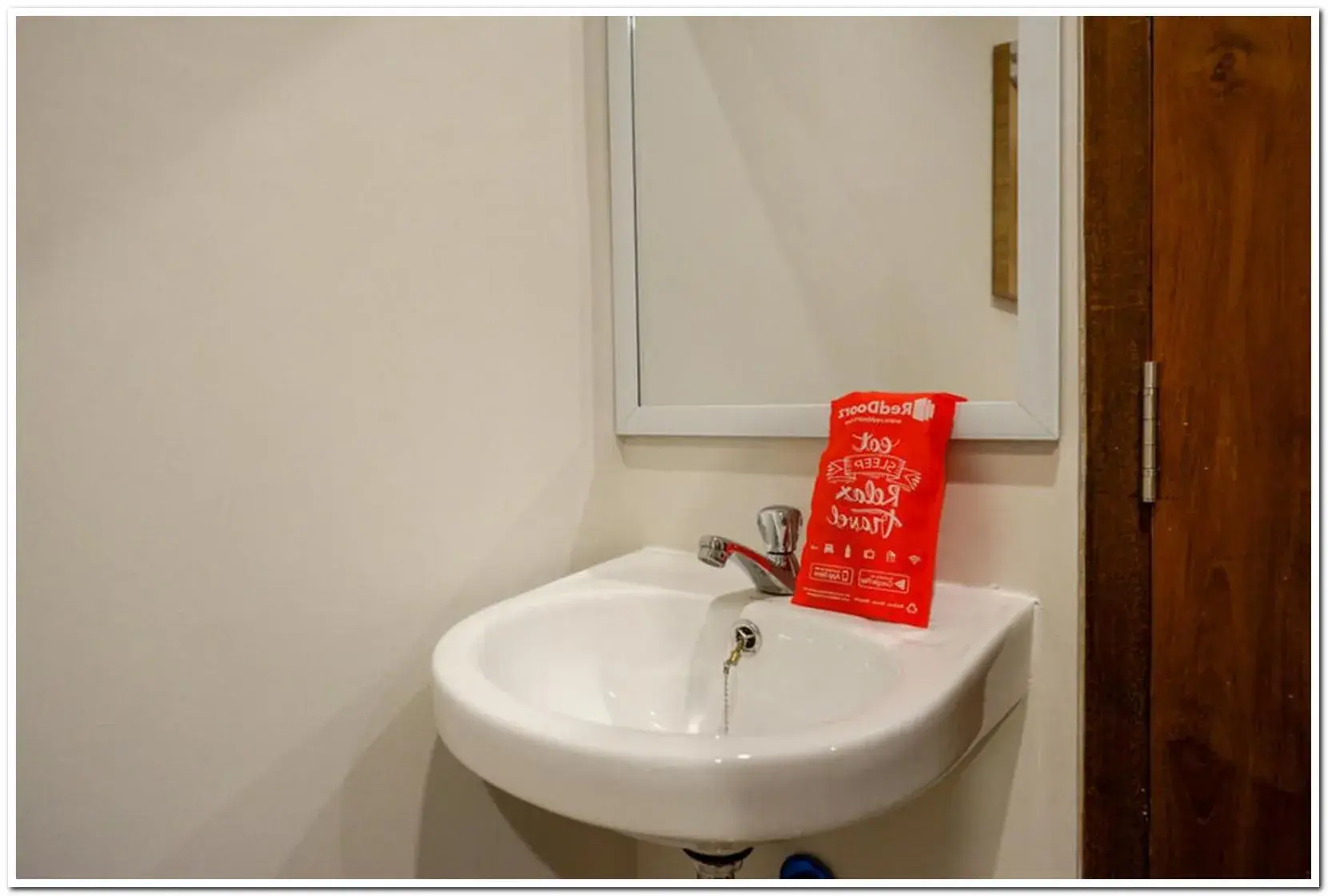 Bedroom in RedDoorz near Sleman City Hall 2 Bedroom in RedDoorz near Sleman City Hall 2