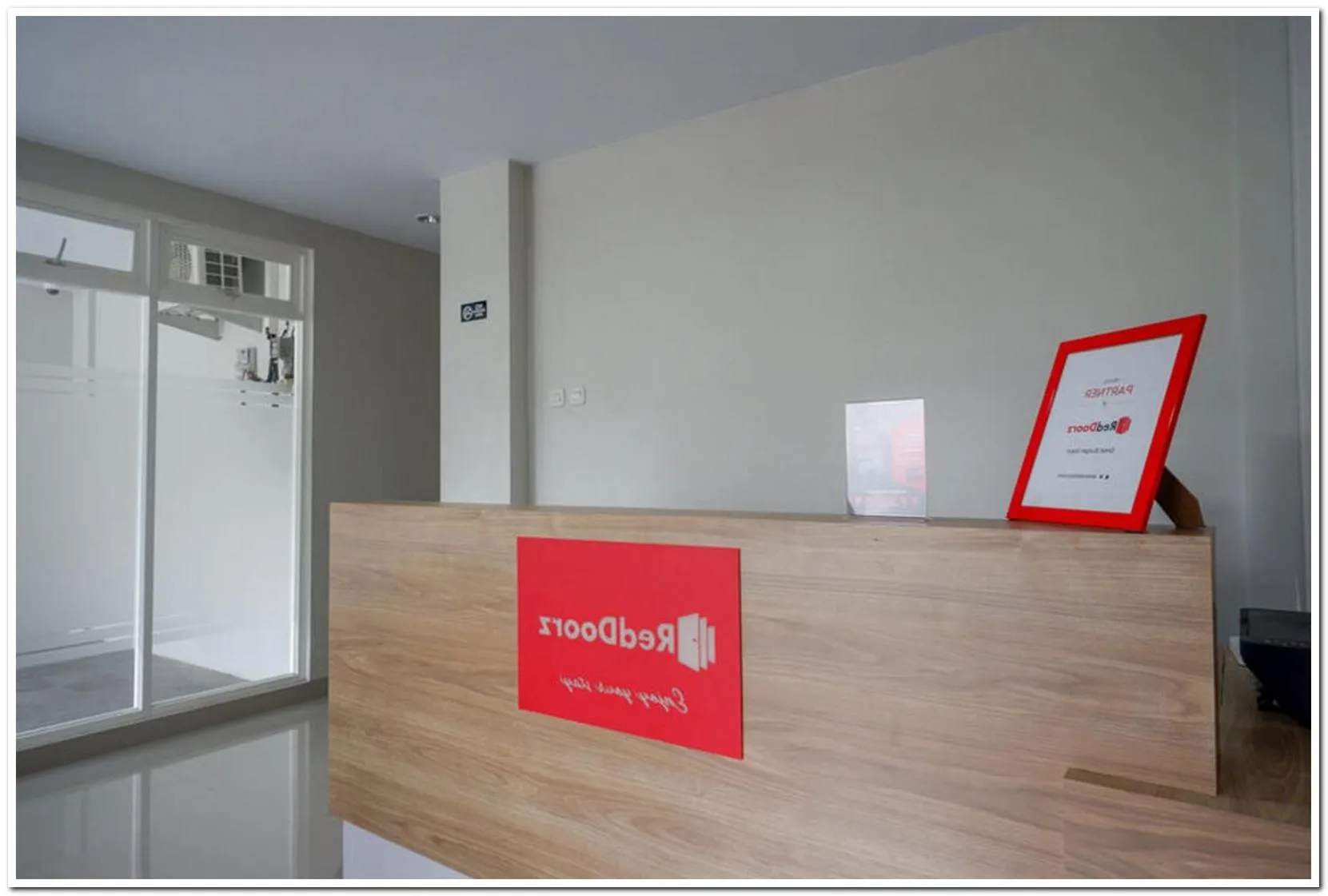 Lobby or reception in RedDoorz near Sleman City Hall 2