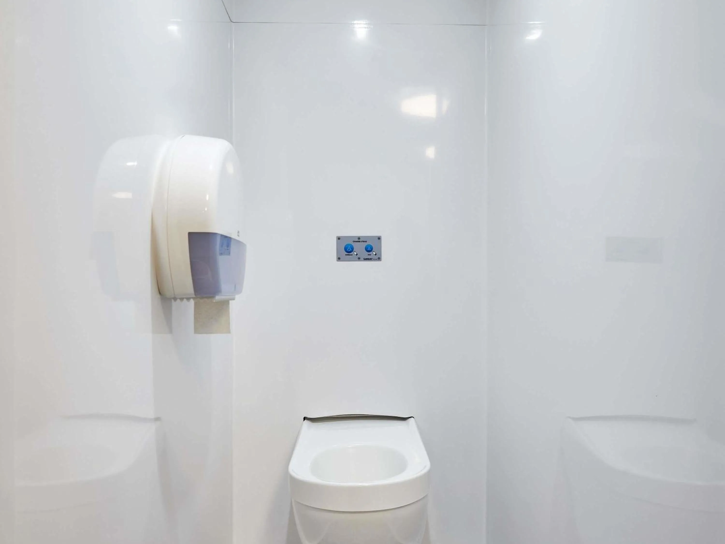 Bedroom in HOTELF1 Le Havre Est - Gonfreville