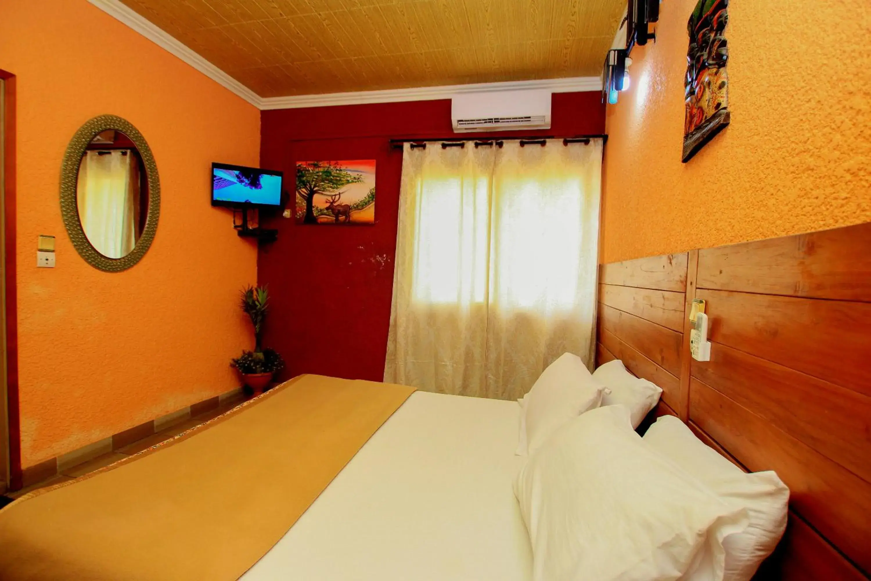 Bed in Hotel Le Prince Bed in Hotel Le Prince