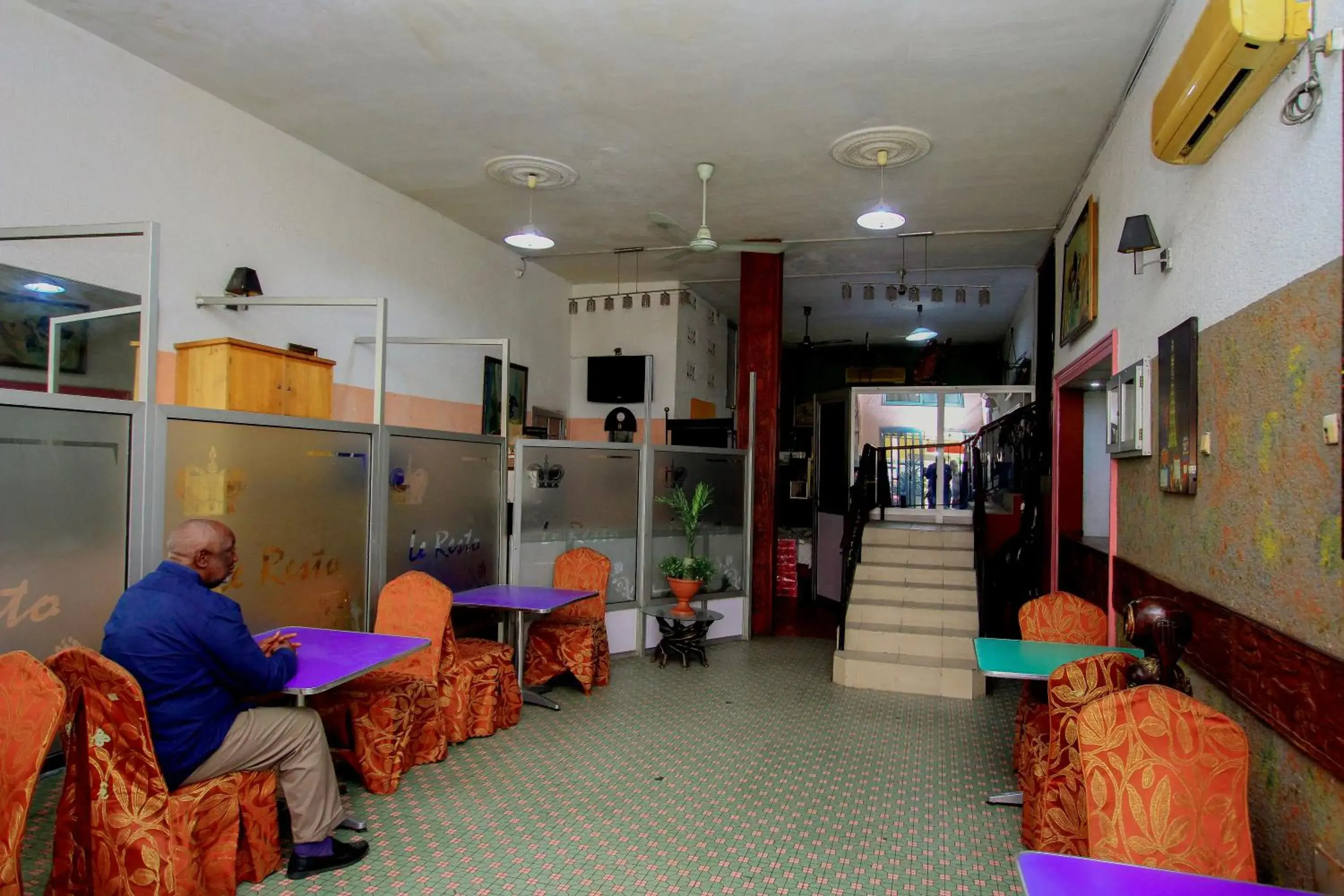 Lobby or reception in Hotel Le Prince Lobby or reception in Hotel Le Prince