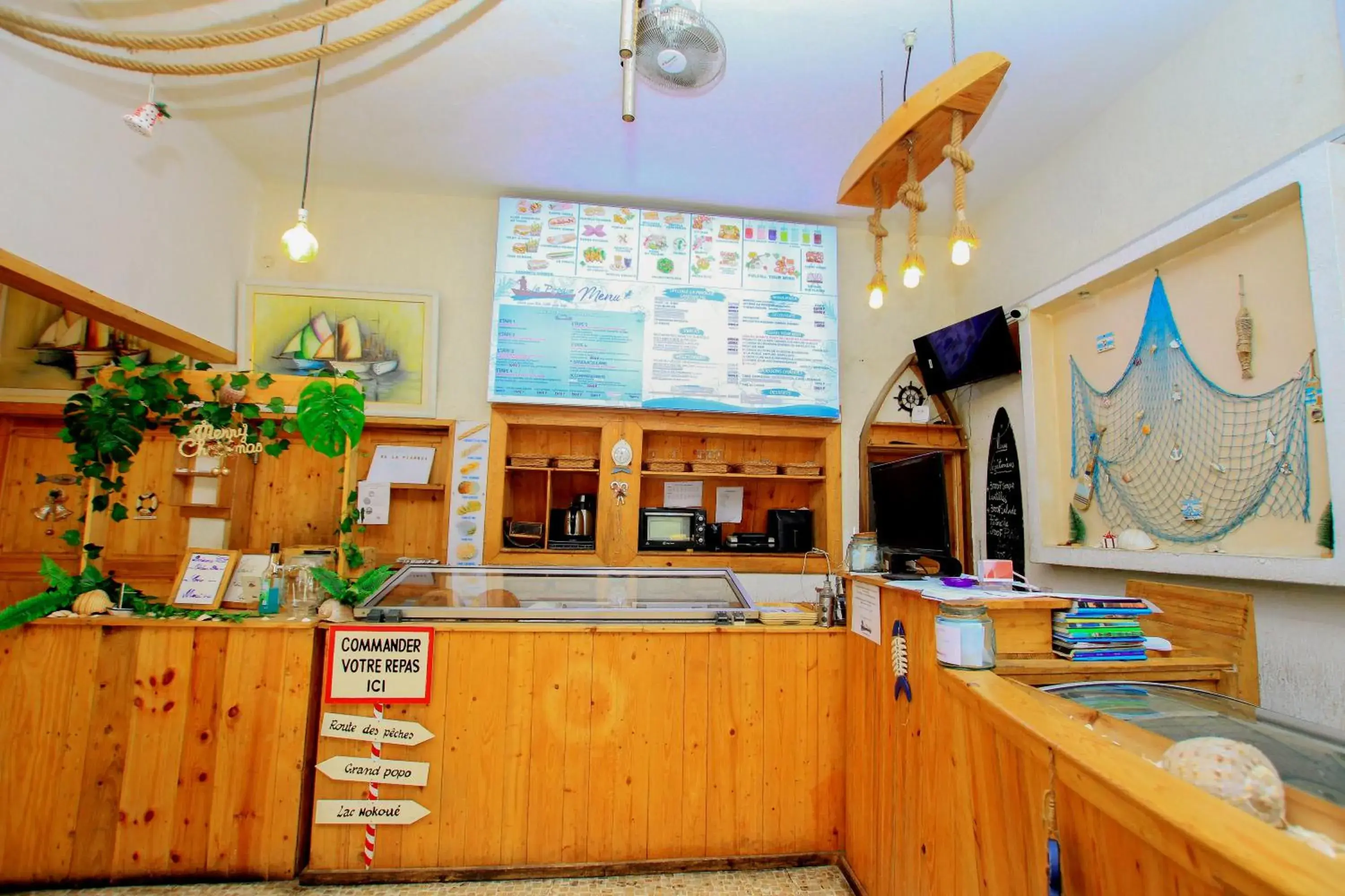 Restaurant/places to eat in Hotel Le Prince Restaurant/places to eat in Hotel Le Prince