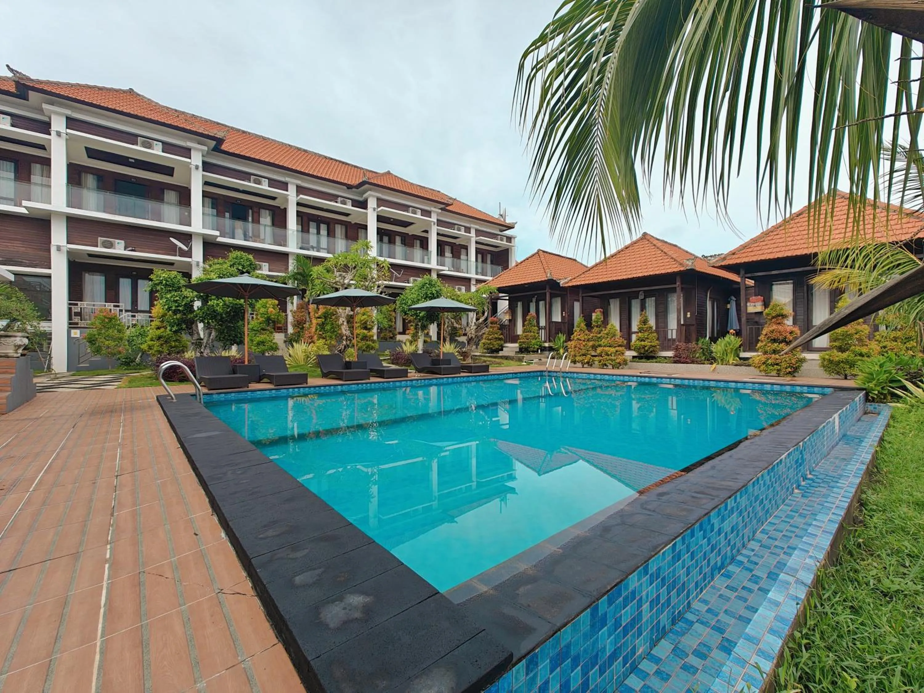 Property building in Nusa Sedayu Hotel By Ocean View