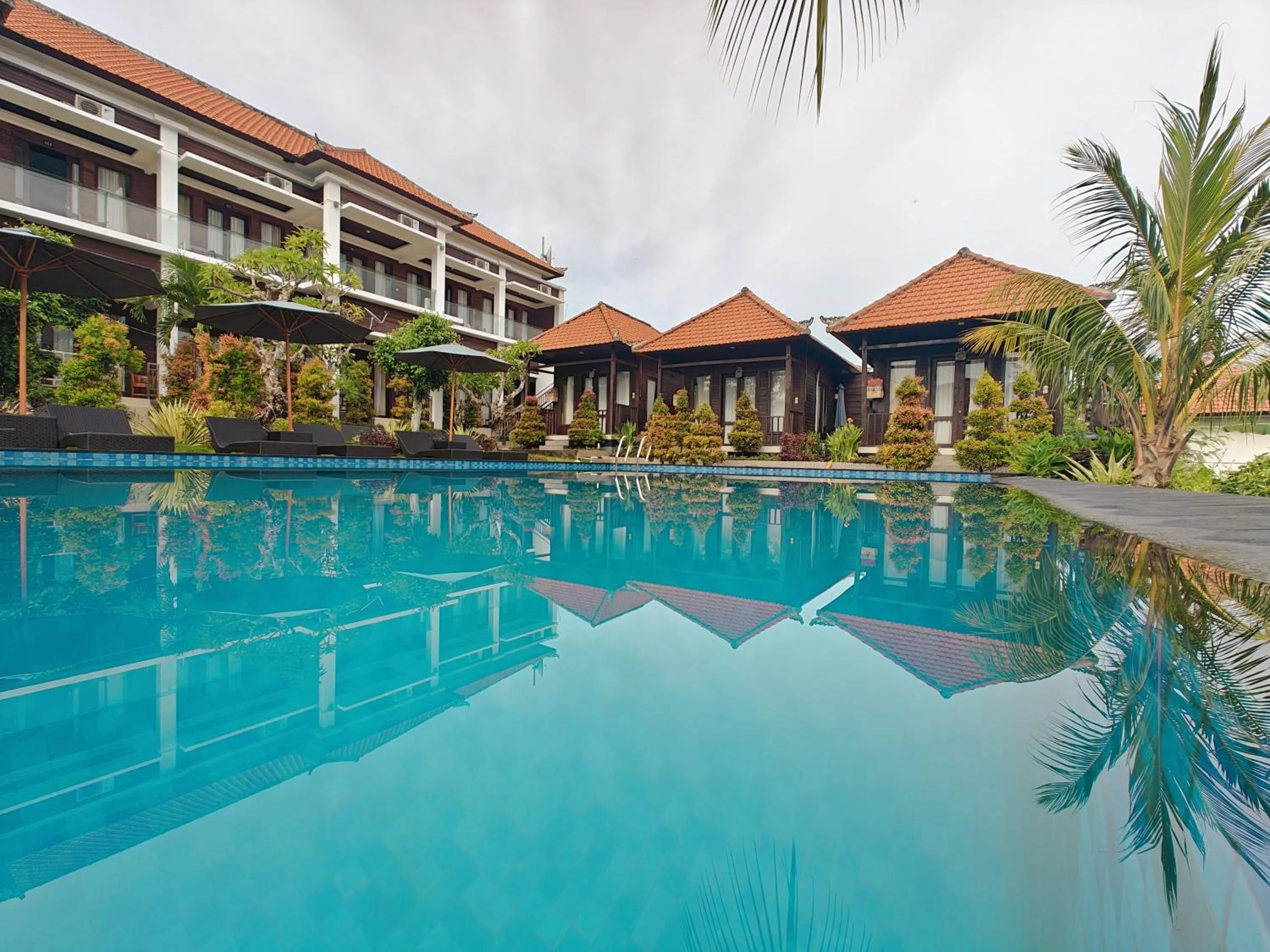 Property building in Nusa Sedayu Hotel By Ocean View