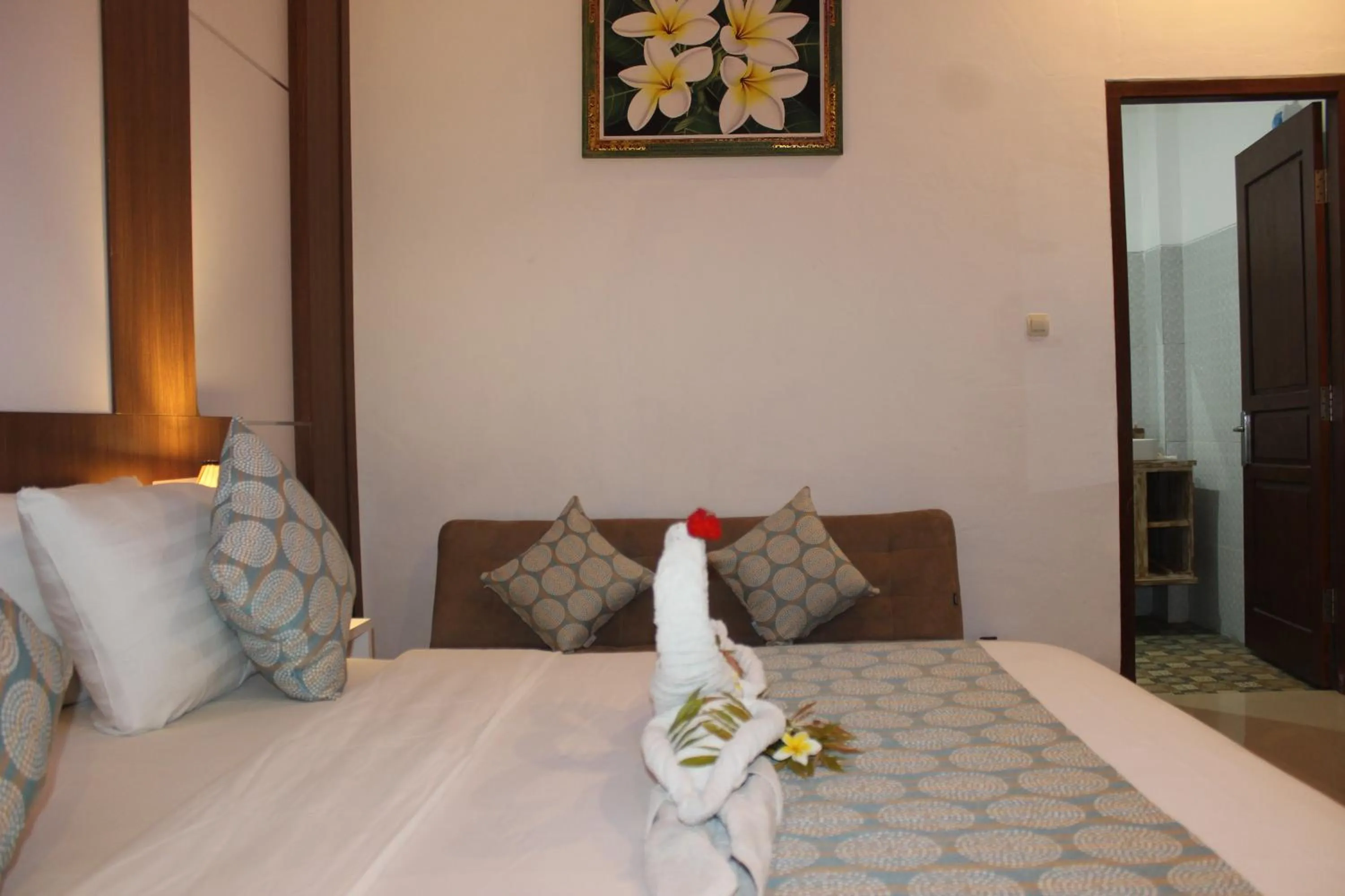 Bed in Nusa Sedayu Hotel By Ocean View