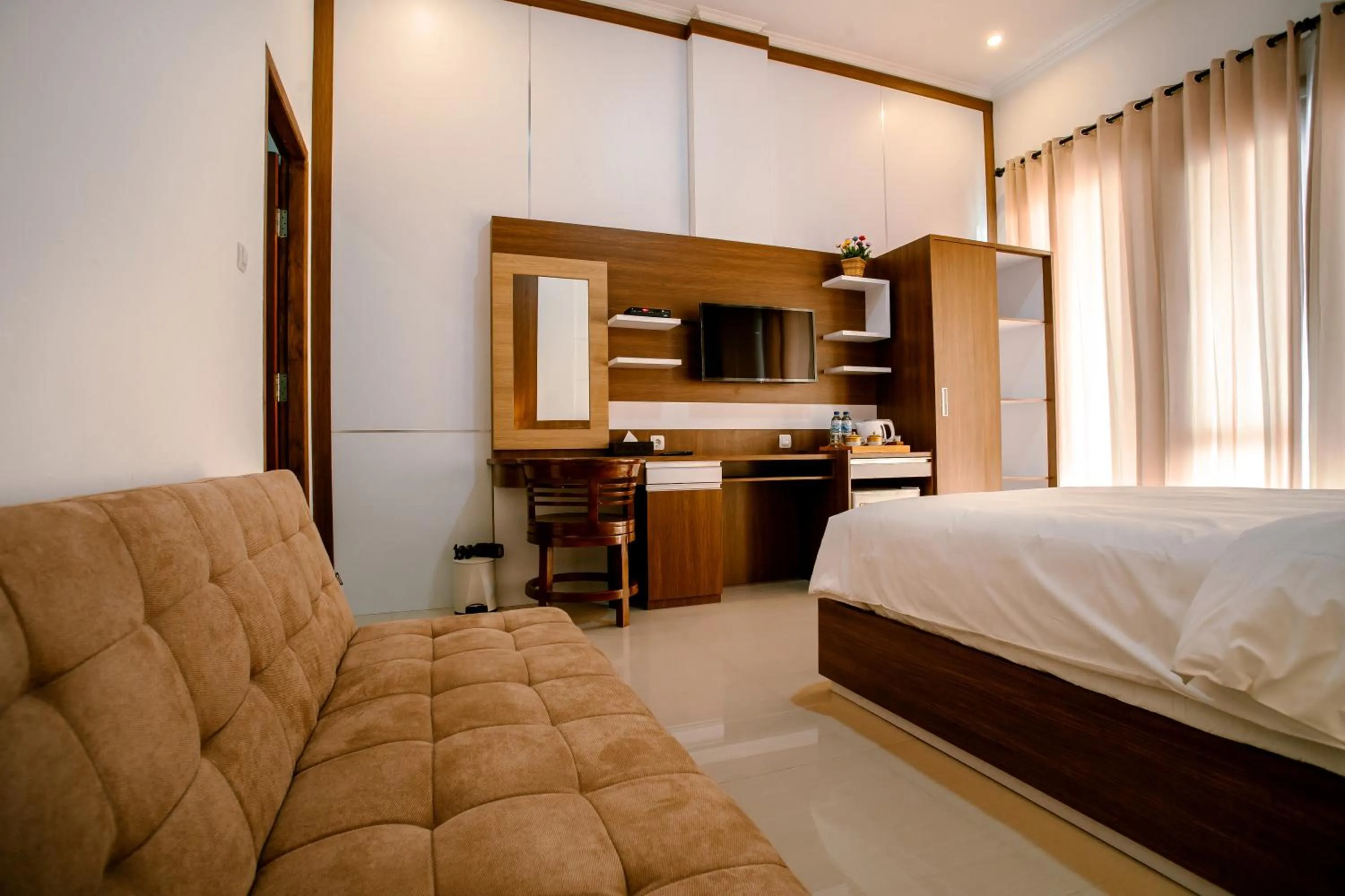 Bed in Nusa Sedayu Hotel By Ocean View