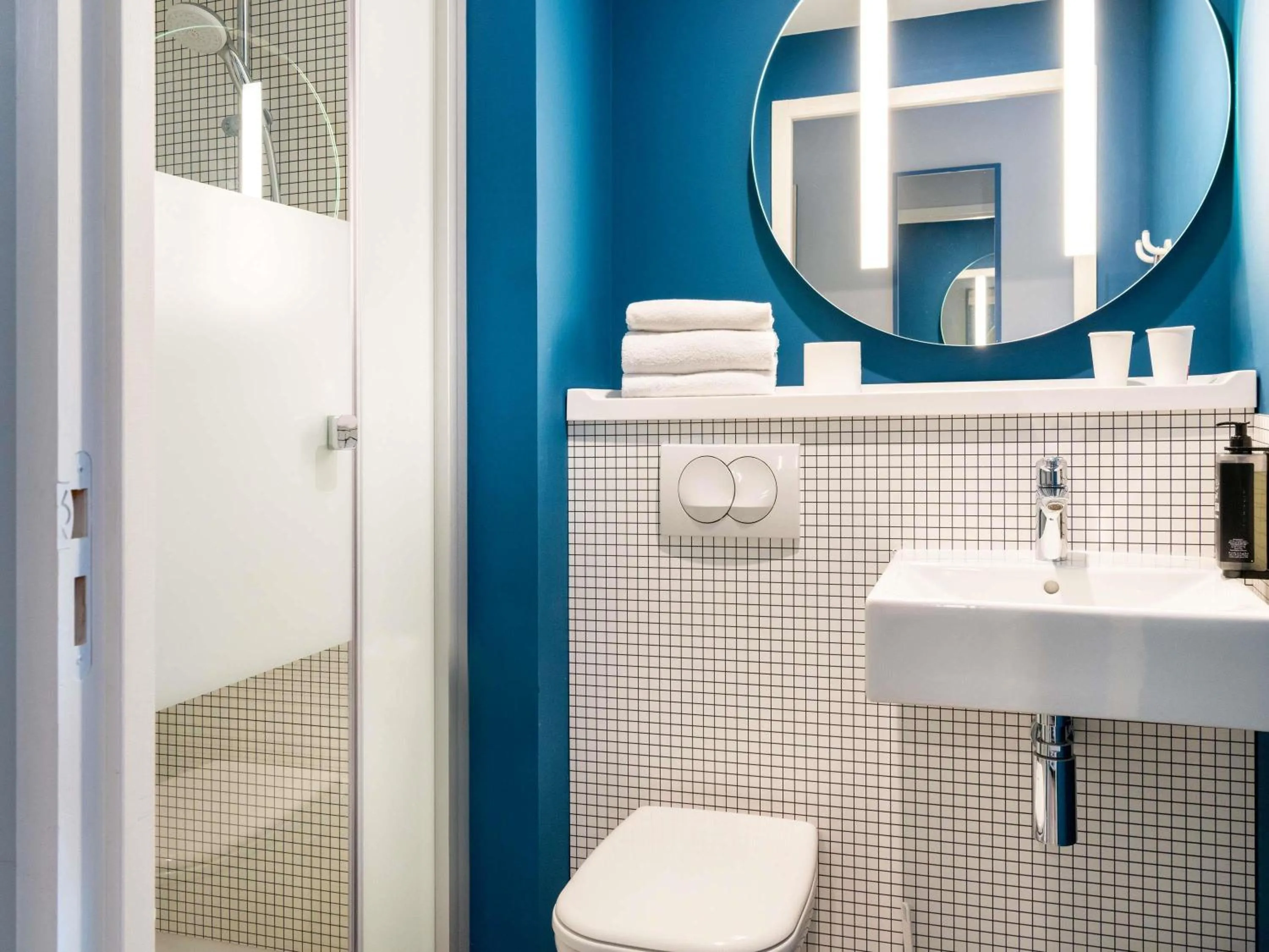 Twin Room in Hotel Ibis Budget Fecamp