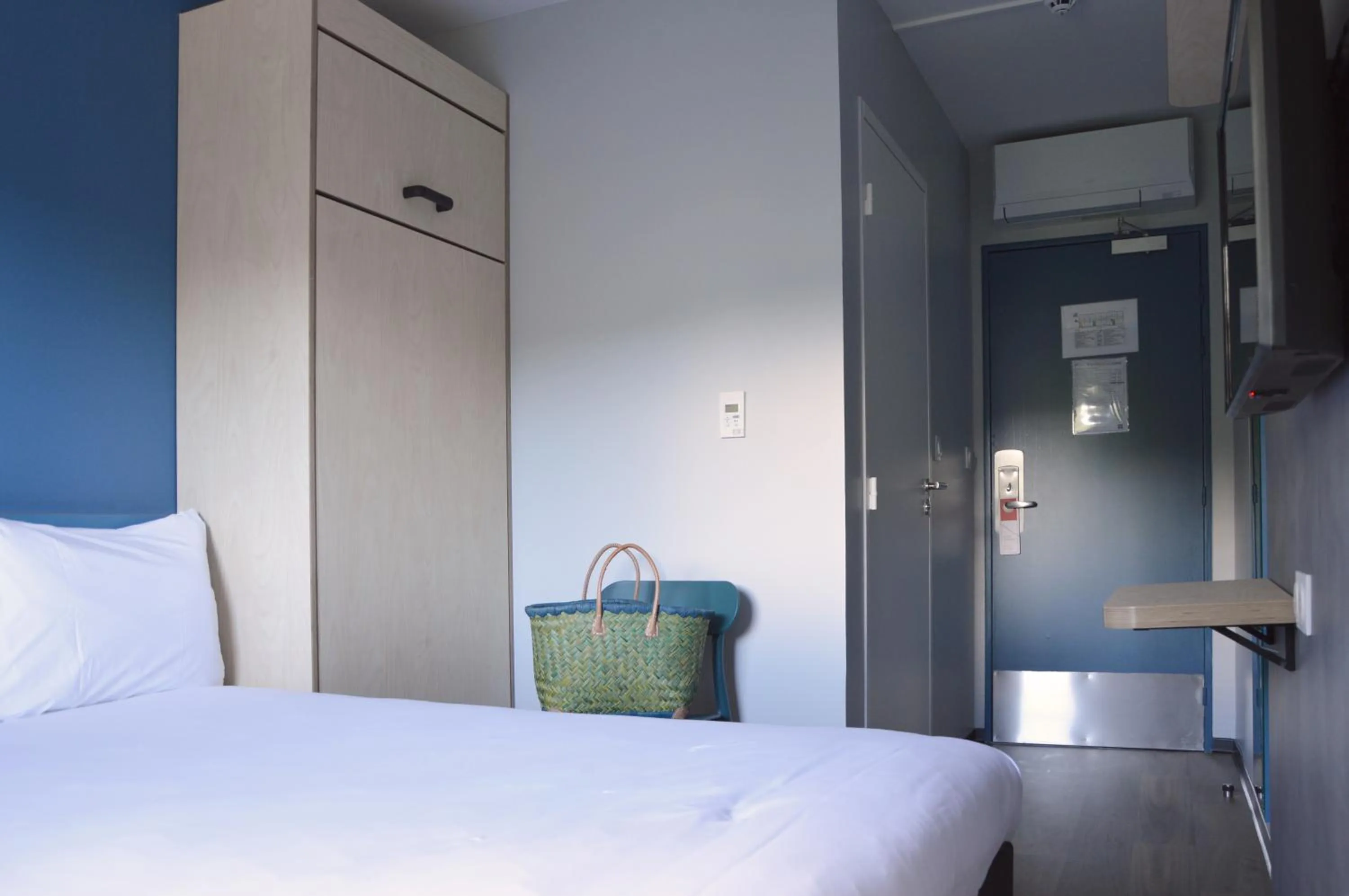 Bed in Hotel Ibis Budget Fecamp