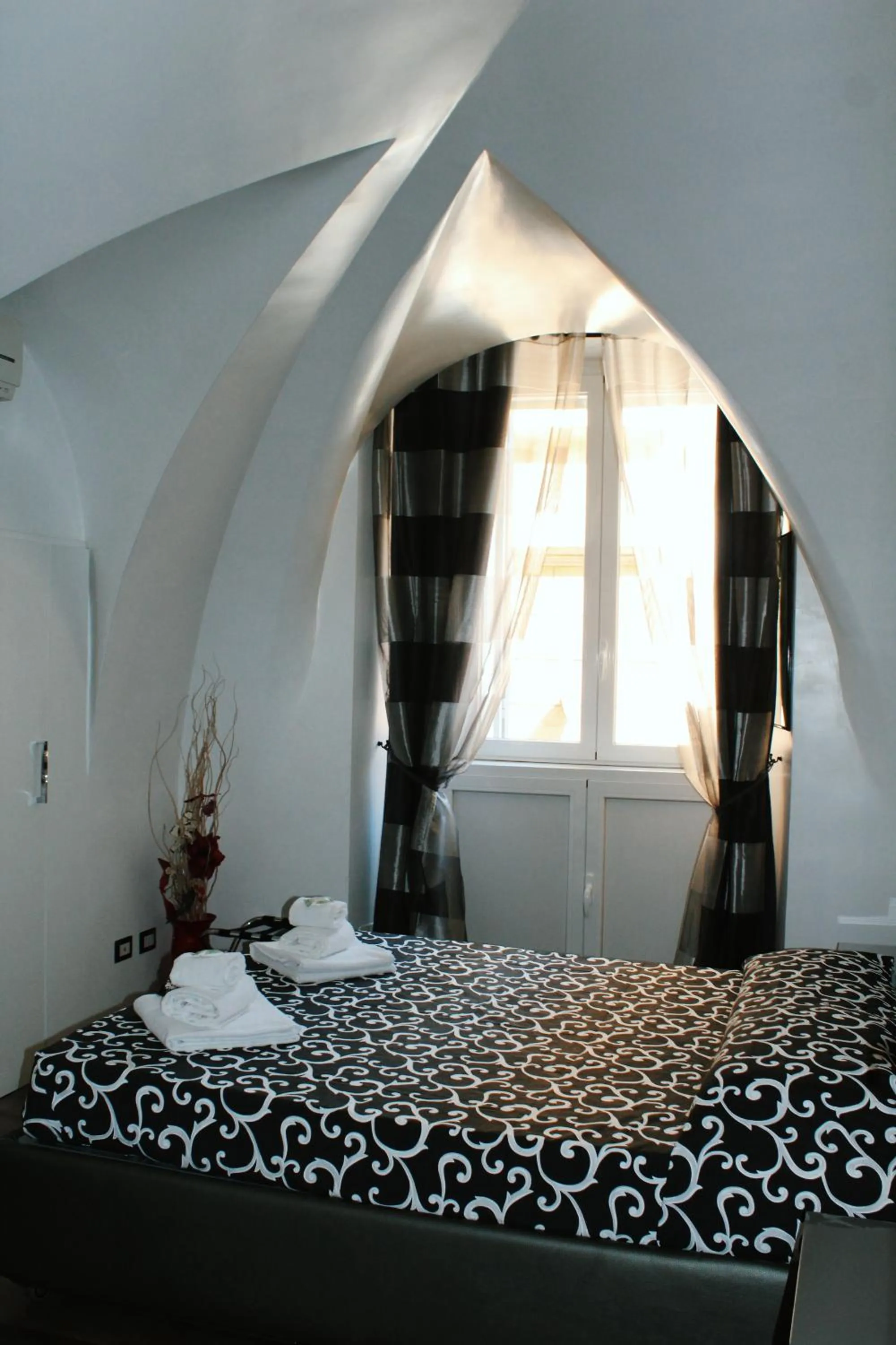 Bedroom, Bed in Casa Giorgia luxury apartment