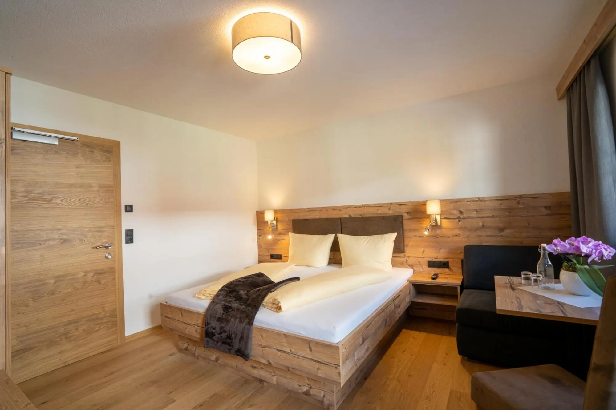 Photo of the whole room, Bed in Hotel Bergmahd