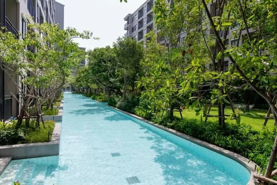 Property building in La Casita Huahin by Ying