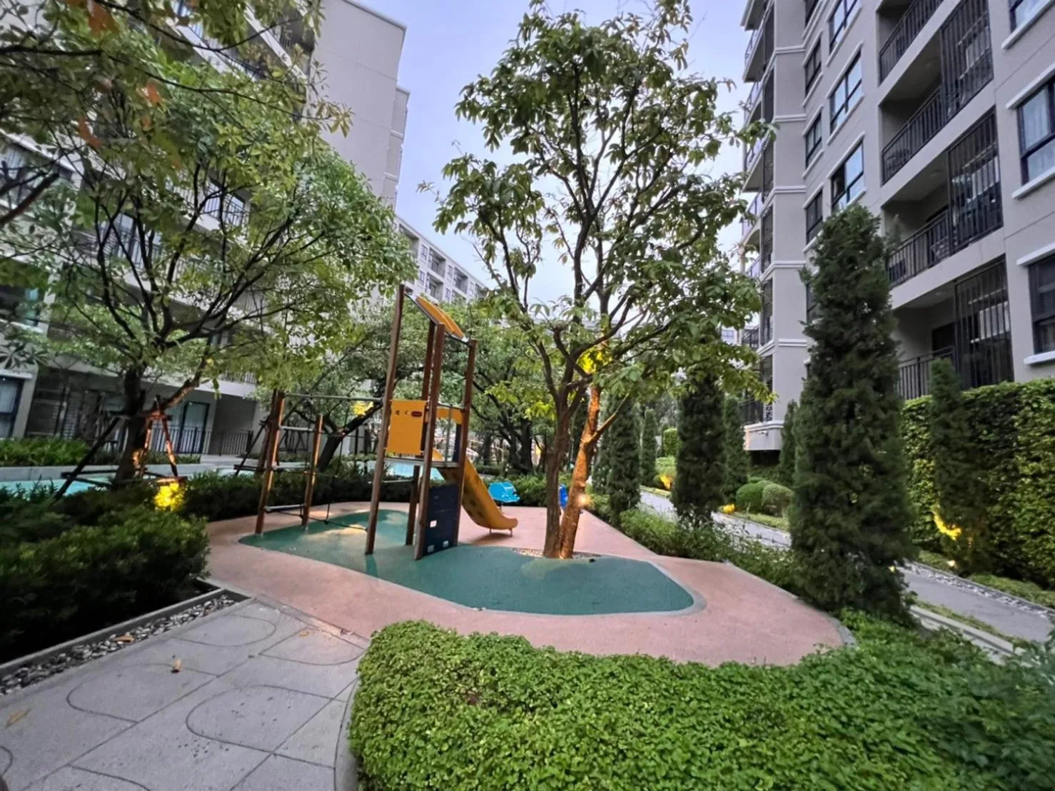 Property building in La Casita Huahin by Ying