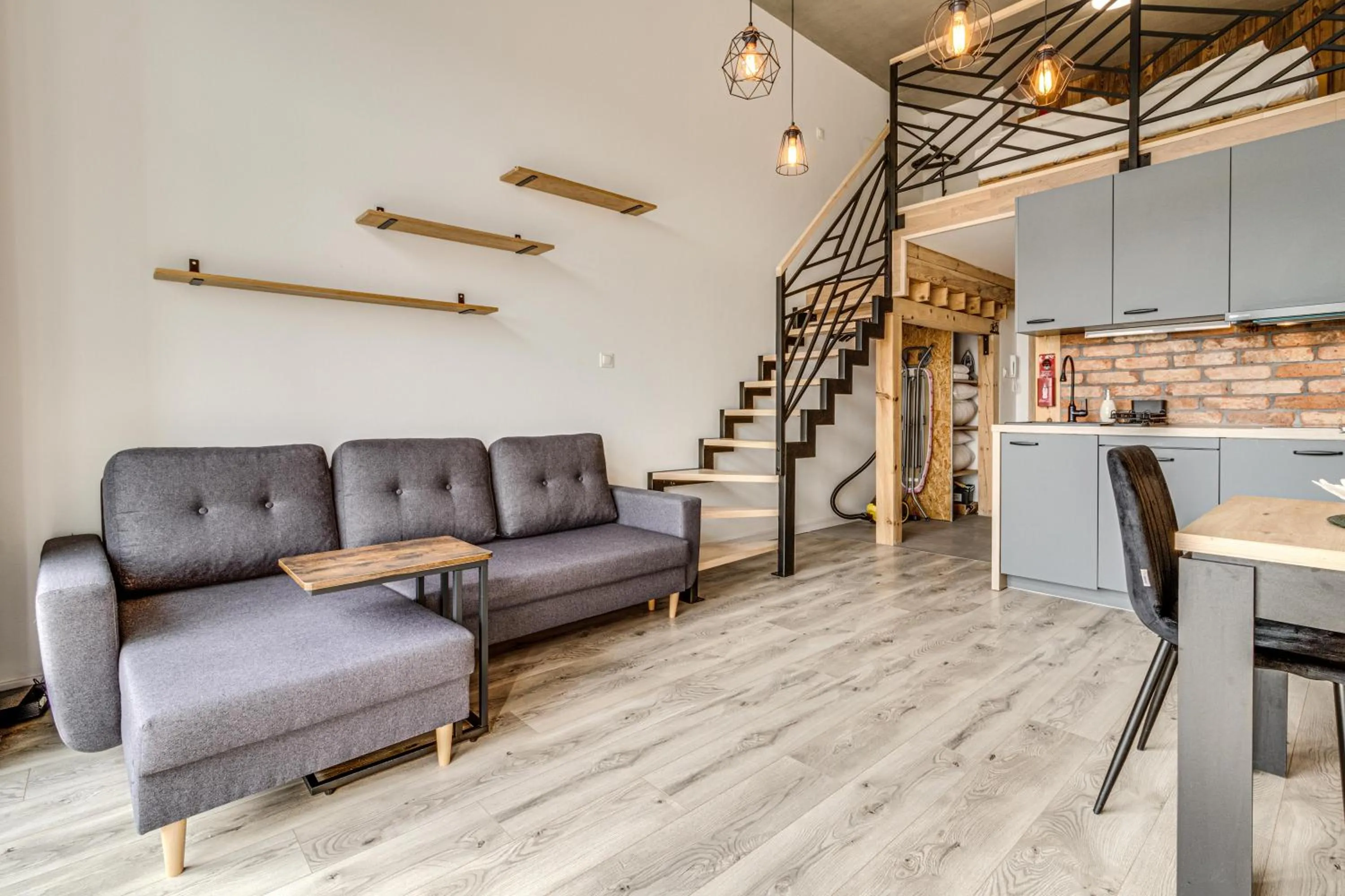 Living room in RentPlanet - Apartamenty Zarembowicza