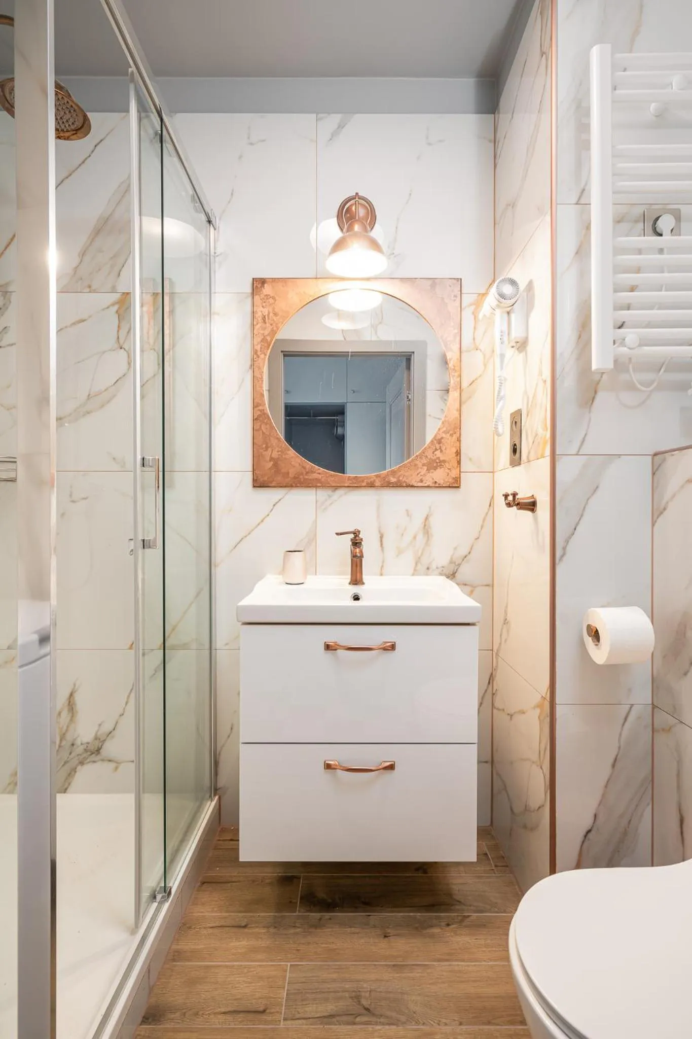 Bathroom in RentPlanet - Apartamenty Zarembowicza