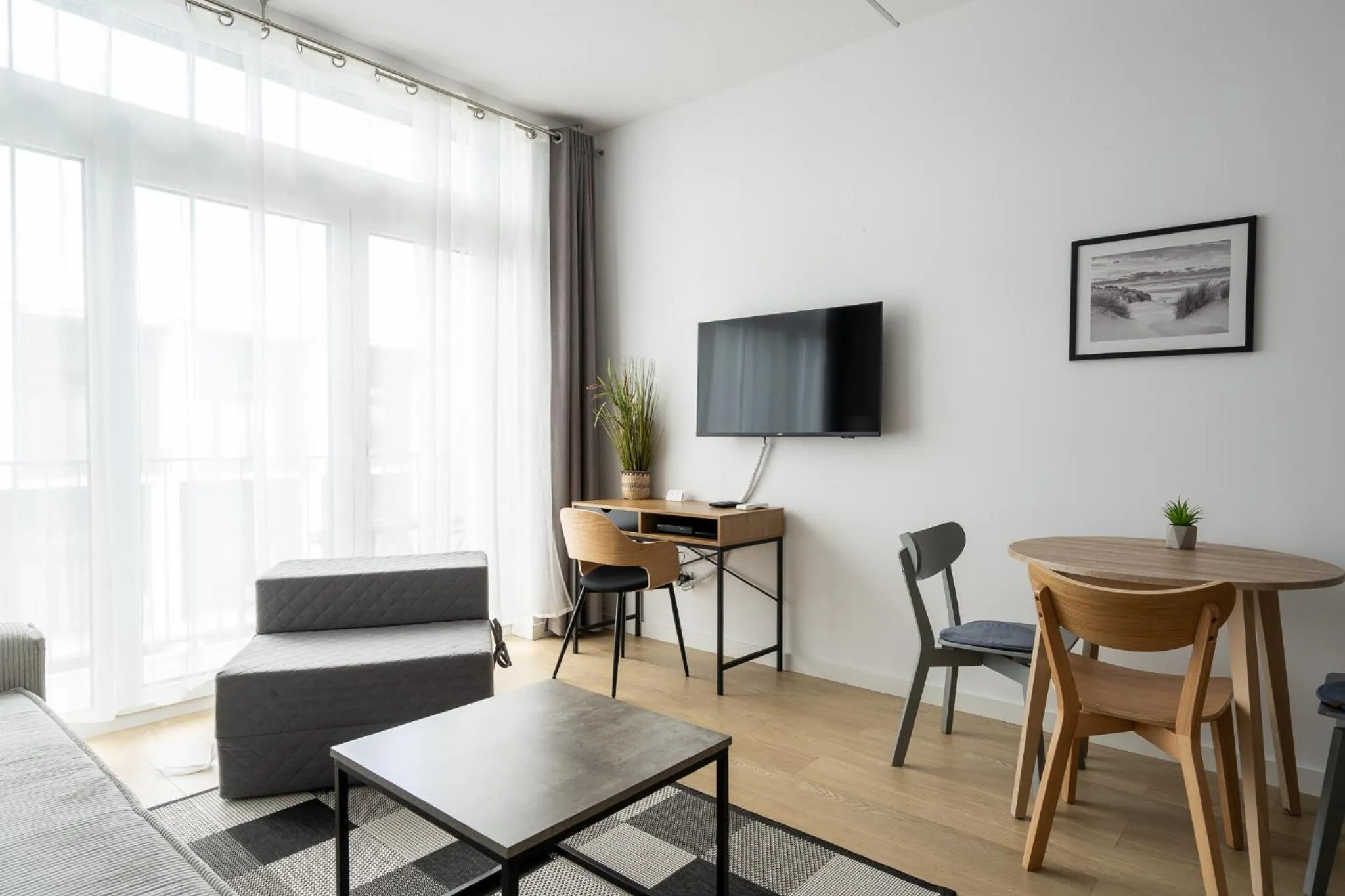 TV and multimedia in RentPlanet - Apartamenty Zarembowicza