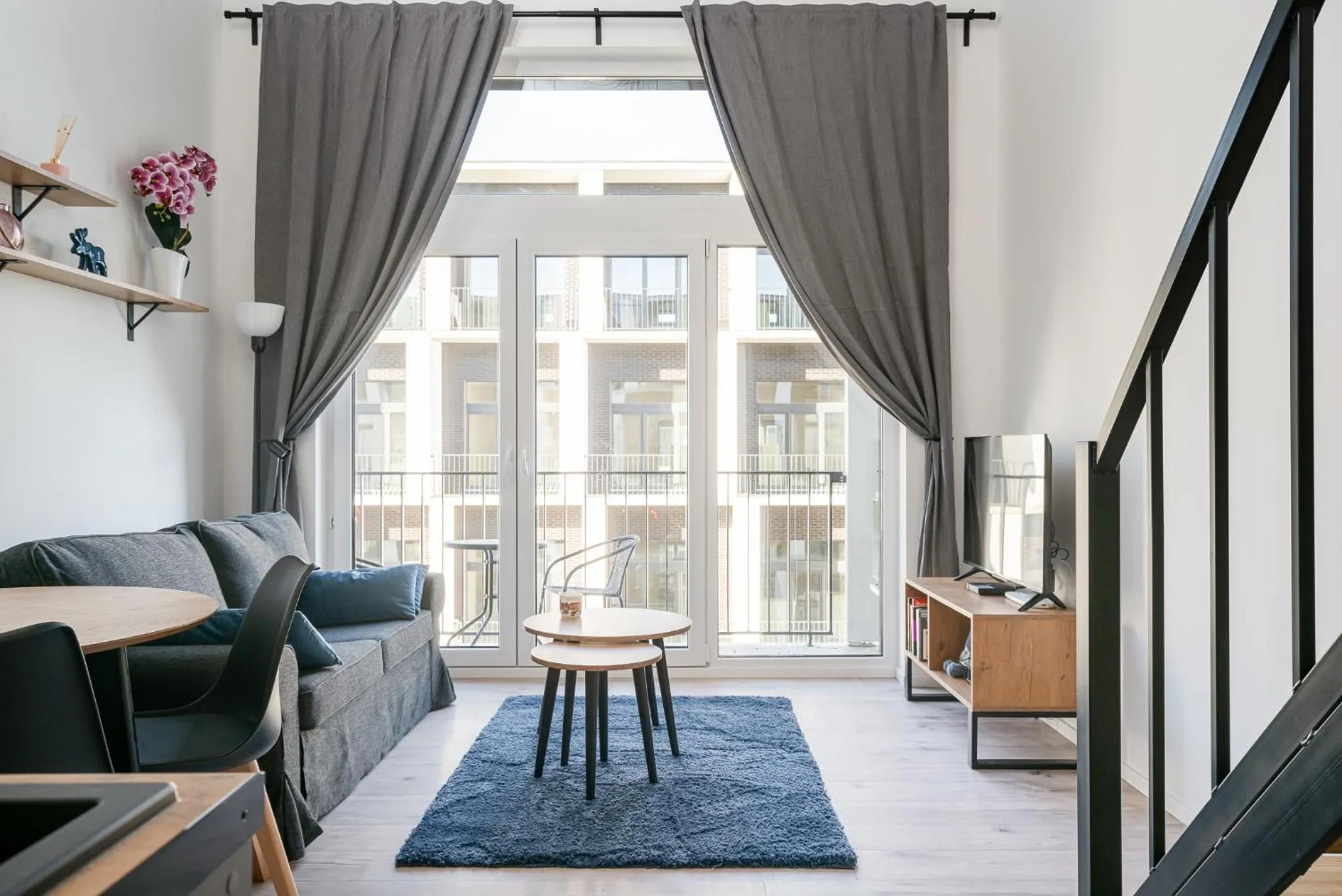 Living room in RentPlanet - Apartamenty Zarembowicza