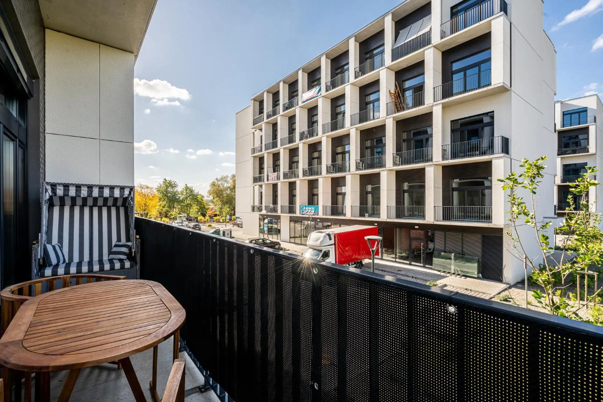 Balcony/Terrace in RentPlanet - Apartamenty Zarembowicza