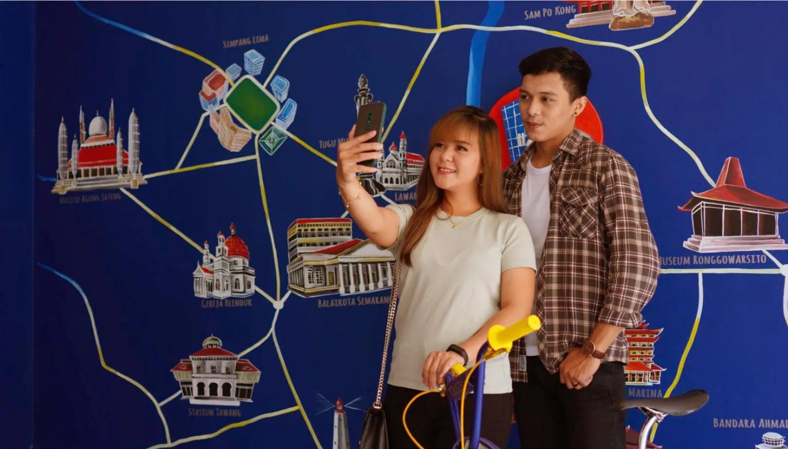 Lobby or reception in Hotel Youstay Semarang by Sinergi