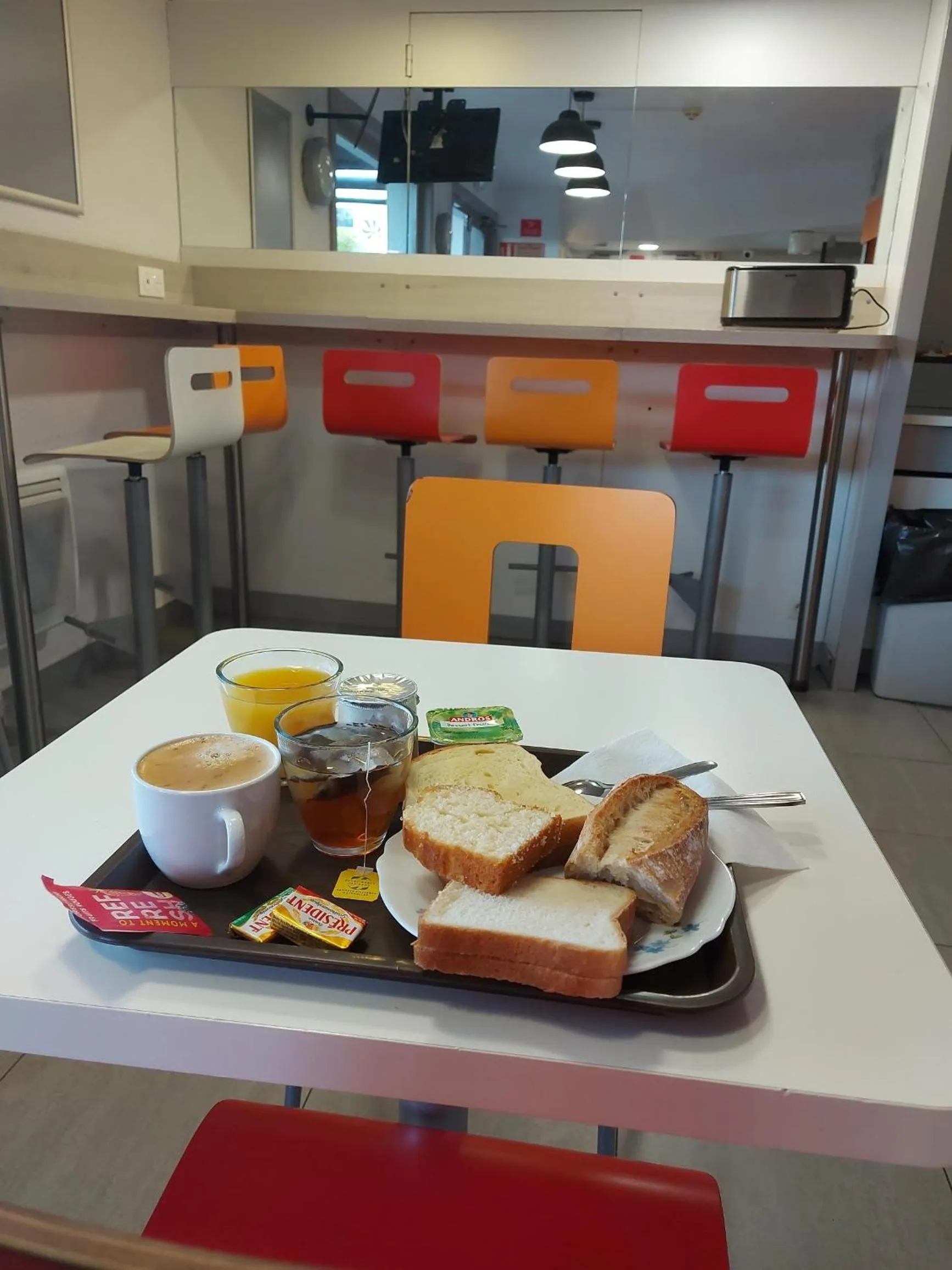 Breakfast in Premiere Classe Arras - Tilloy Les Mofflaine