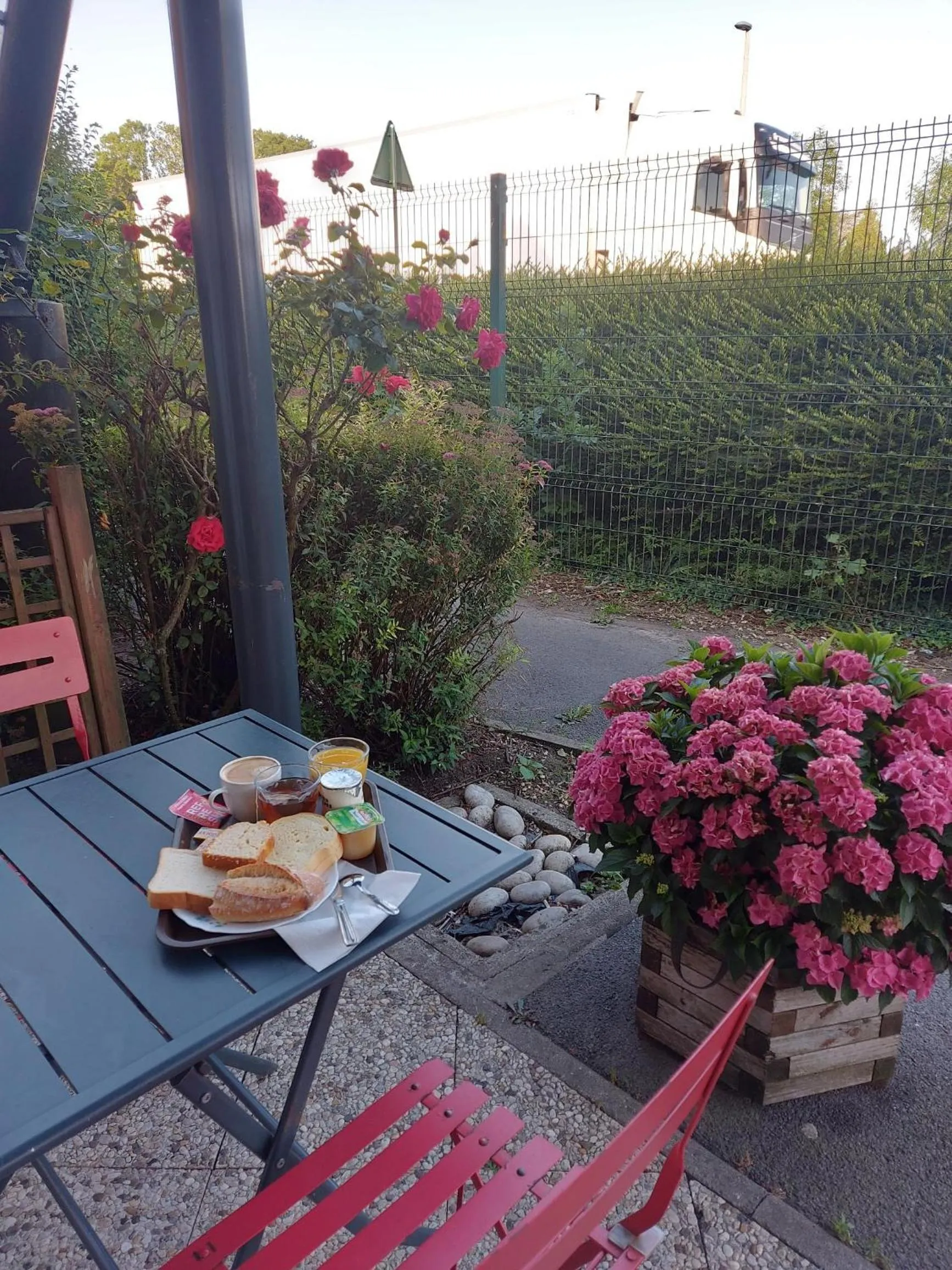 Breakfast in Premiere Classe Arras - Tilloy Les Mofflaine