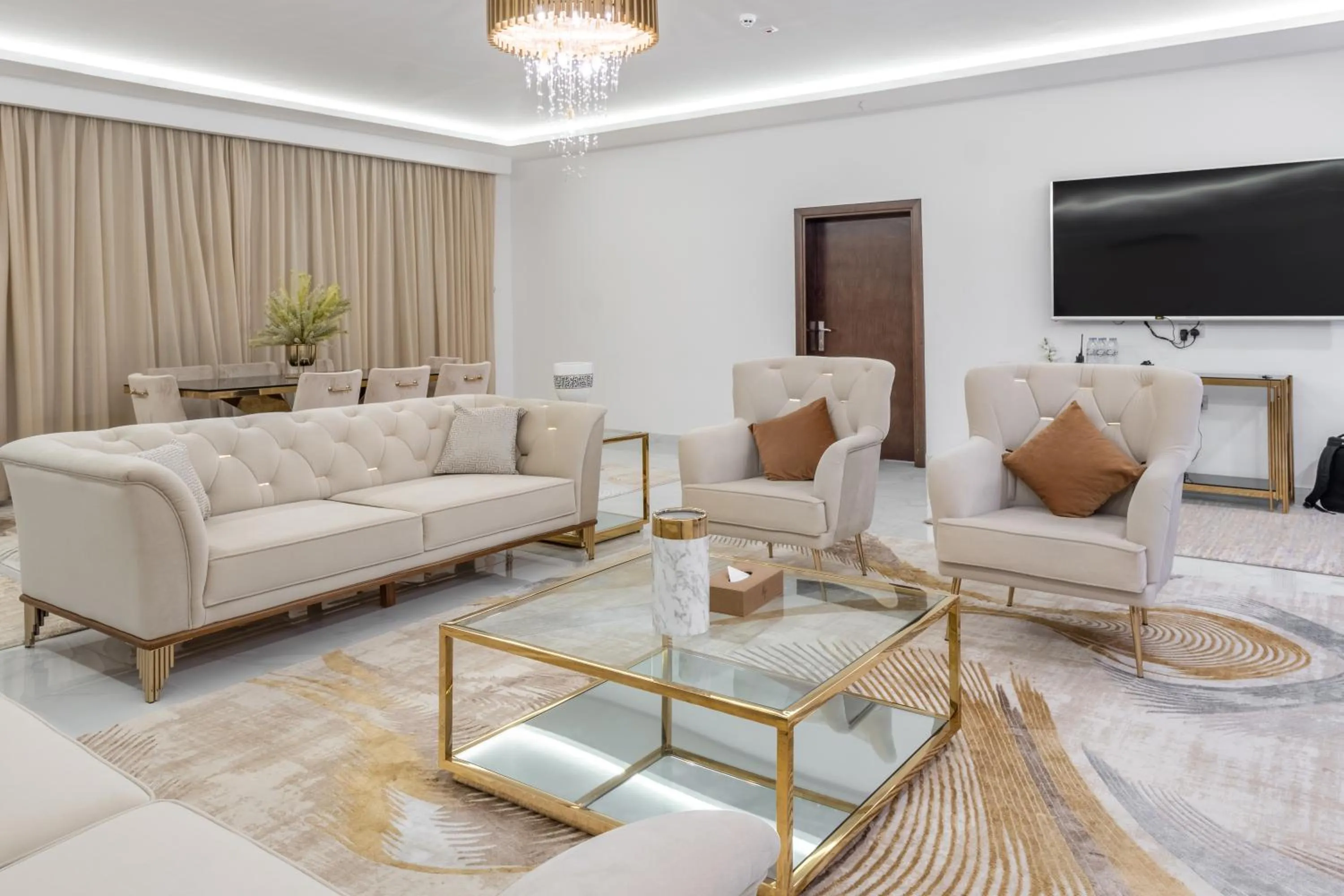 Living room in Mirage Bab Al Bahr Hotel