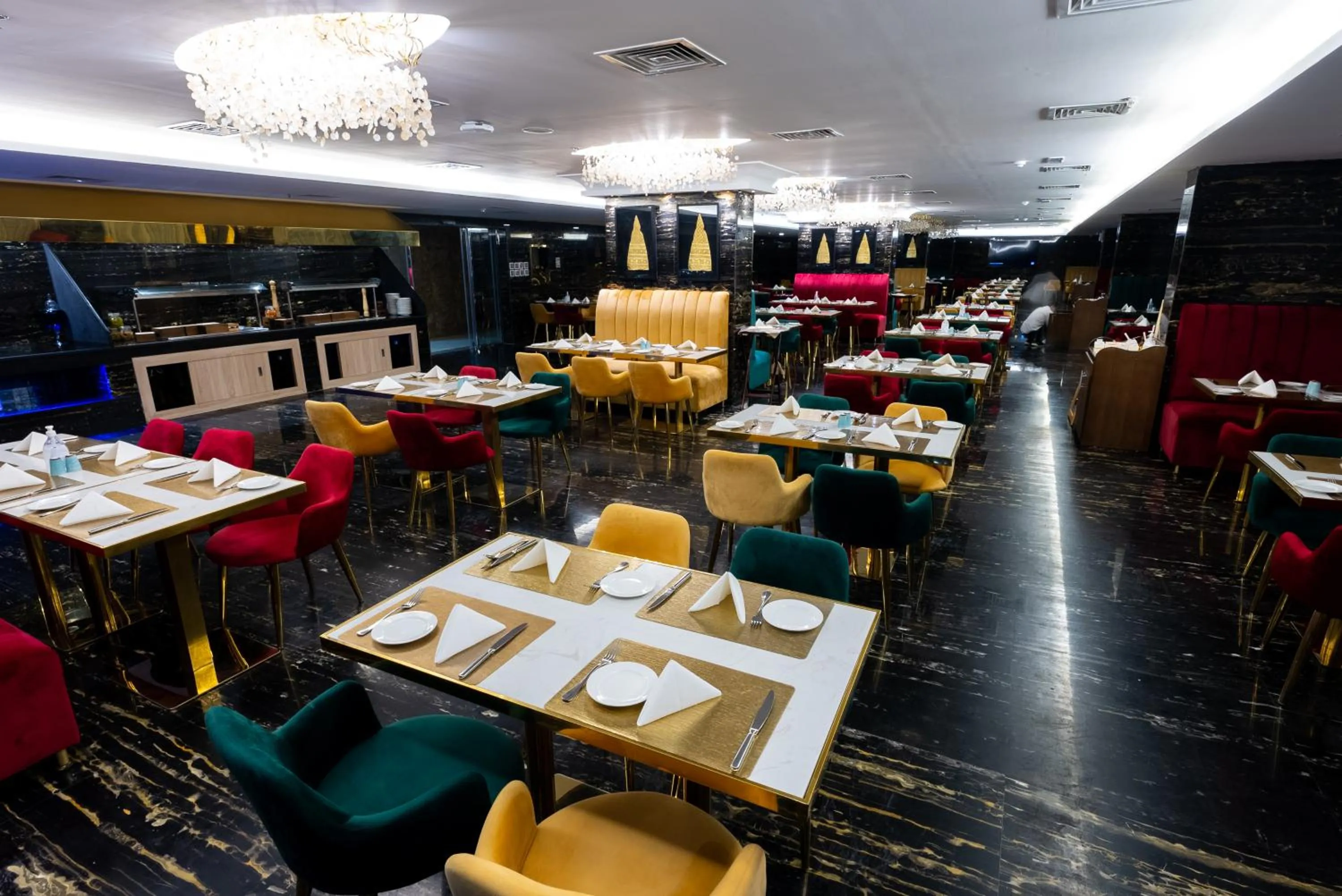 Restaurant/places to eat in Mirage Bab Al Bahr Hotel