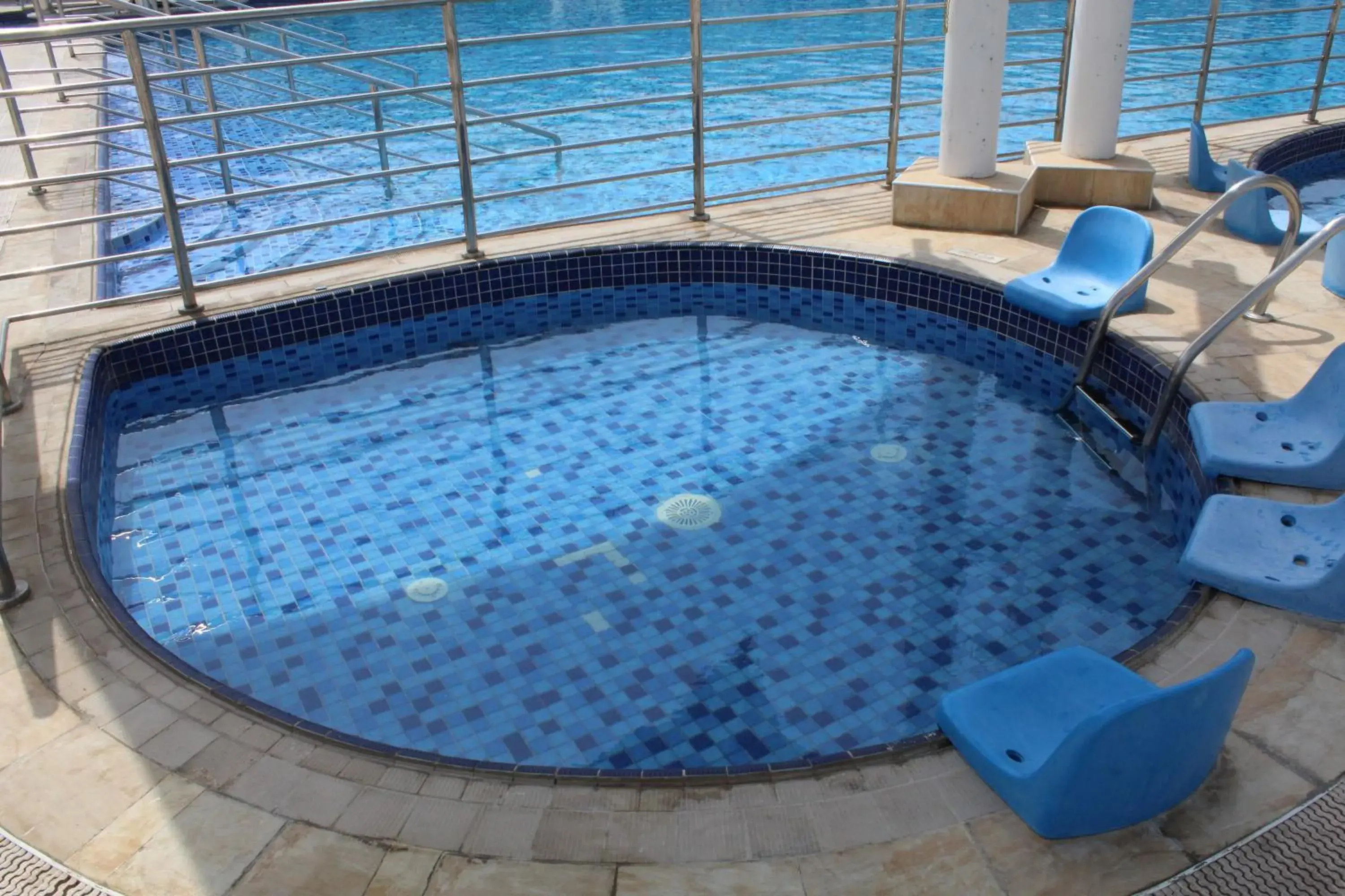 Swimming pool in Mirage Bab Al Bahr Hotel Swimming pool in Mirage Bab Al Bahr Hotel